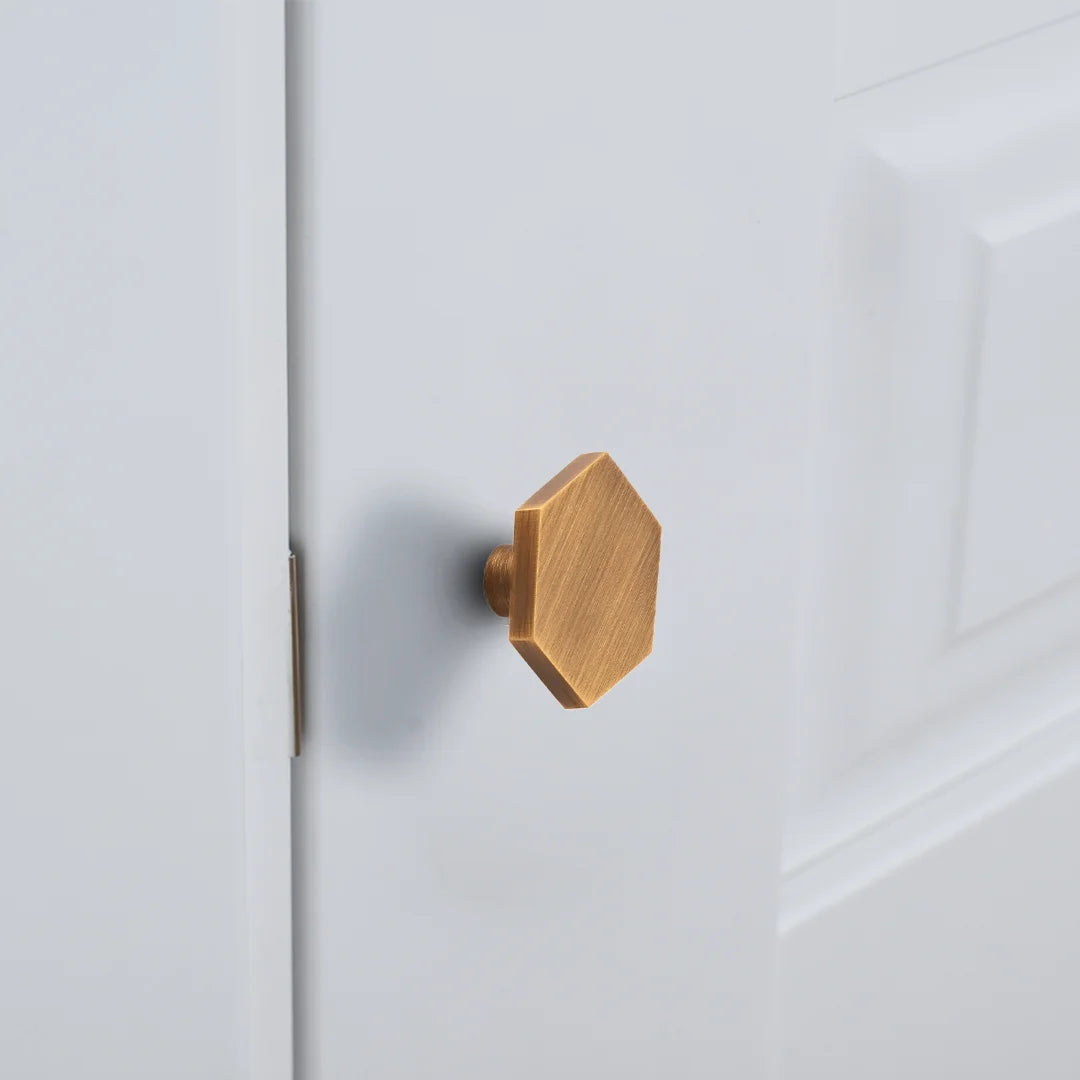 Zaraya Knob