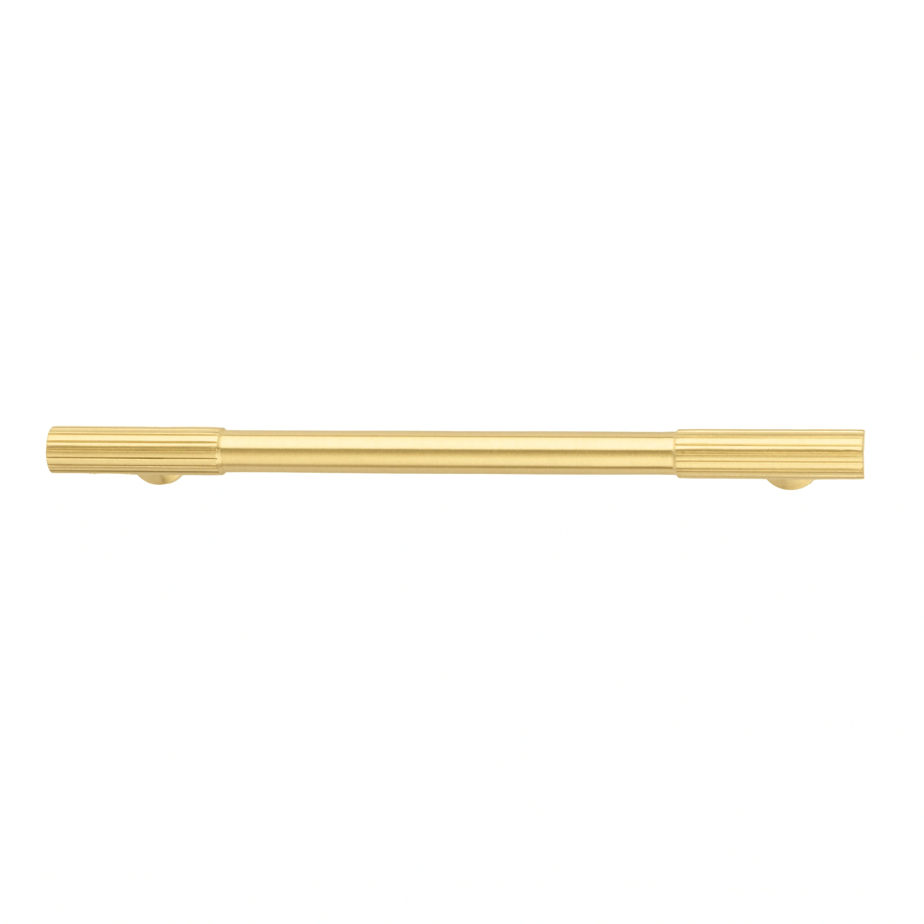 The Mantara B-0051 Oro handle is a modern brass Handle in polished gold perfect for doors, drawers, and cabinets.