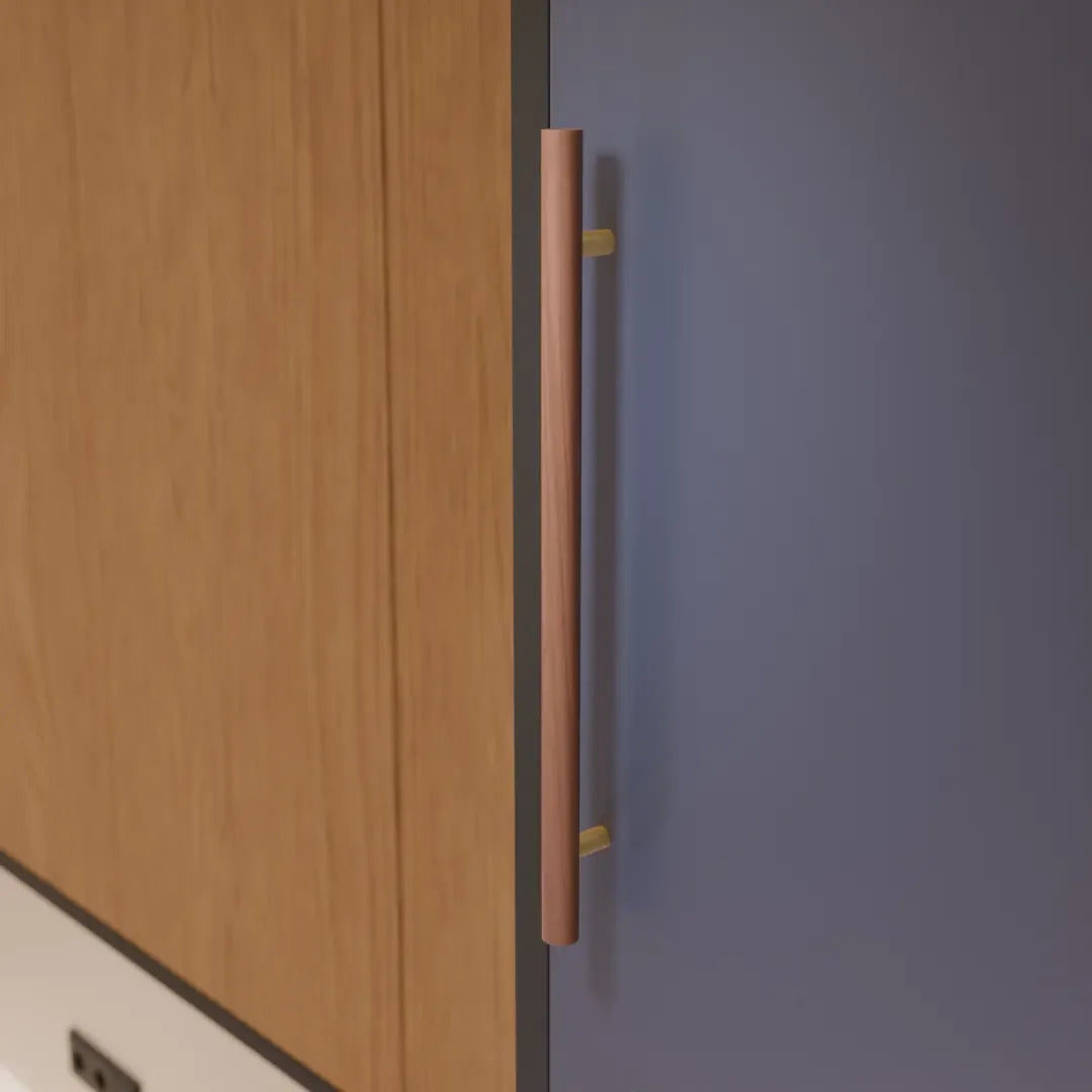 Mantara Tudor Handle W-0007 is a modern brass & walnut handle in brown, ideal for main doors, wardrobes & cabinets.