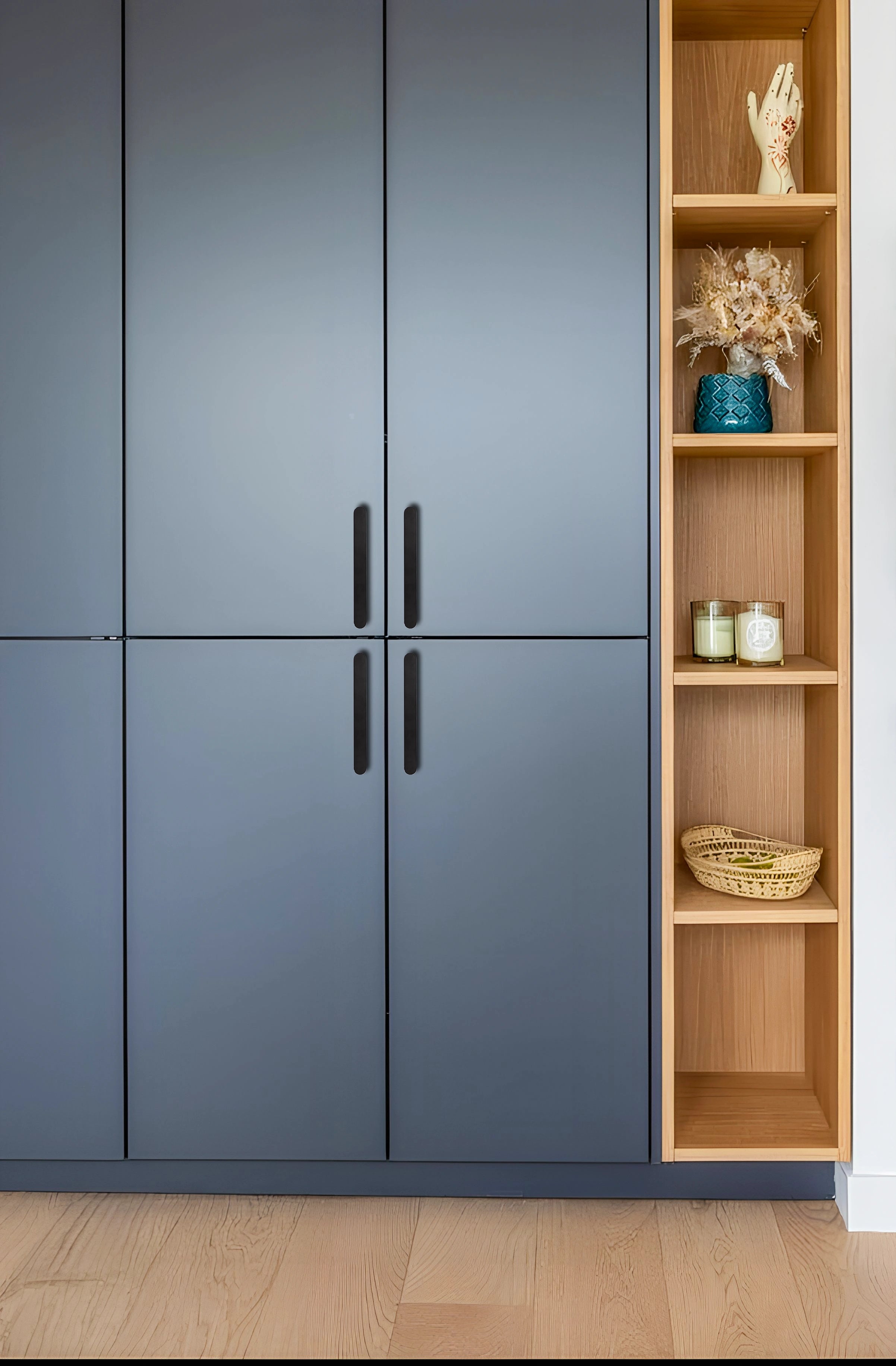 Adele handle AL-0016, black aluminum, L146mm CC128mm, brushed finish, for wardrobes & cabinets by Mantara