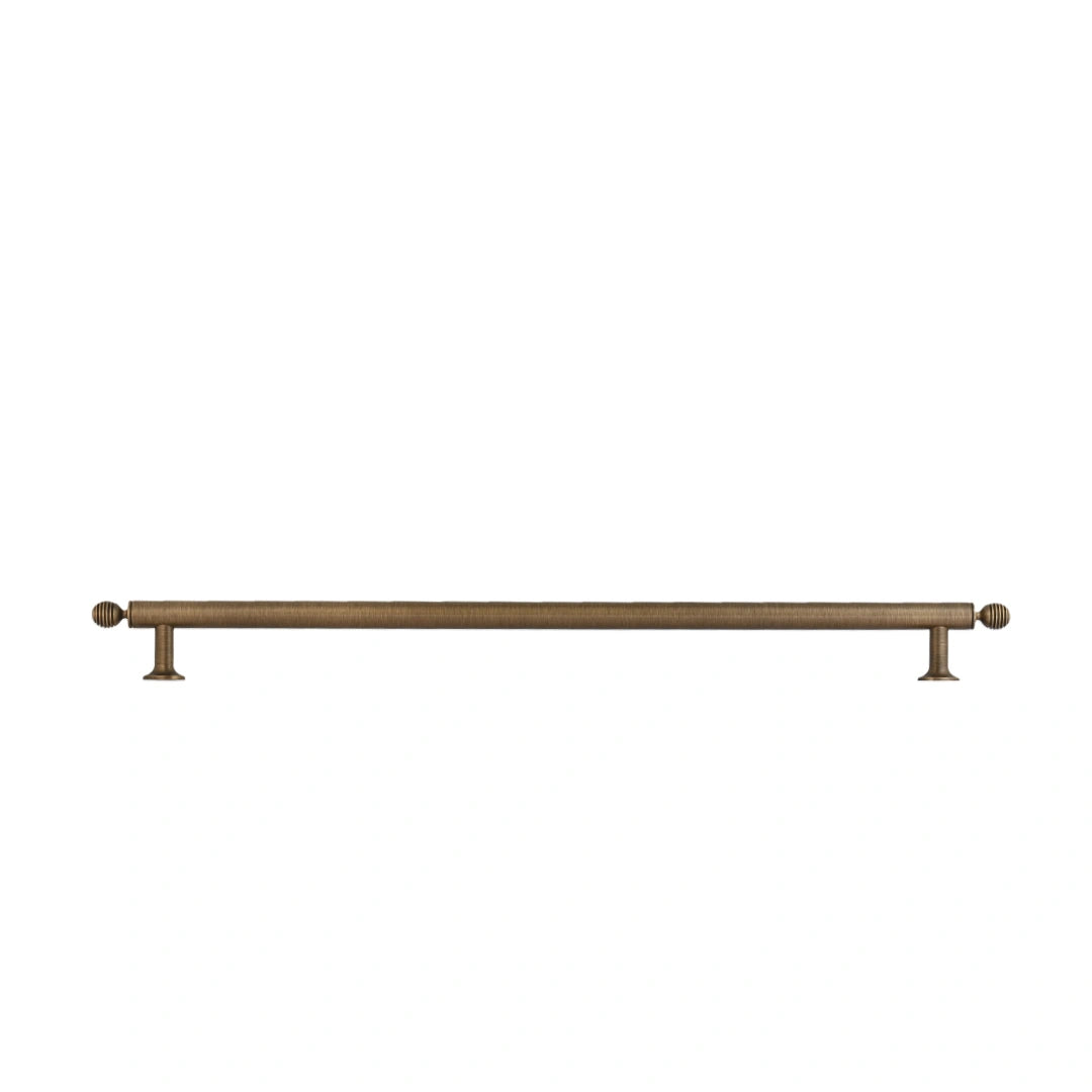 Aureate Handle