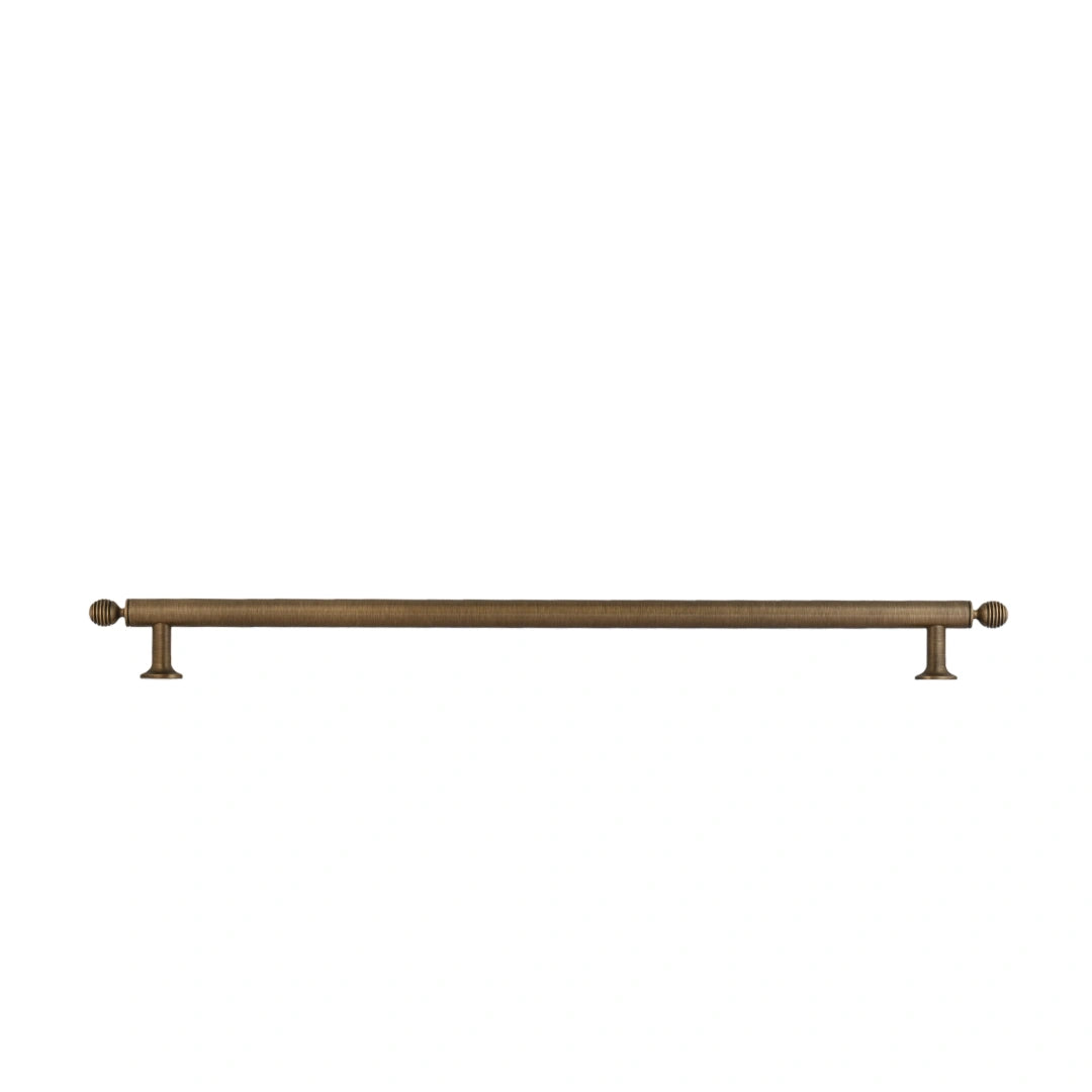Aureate Handle