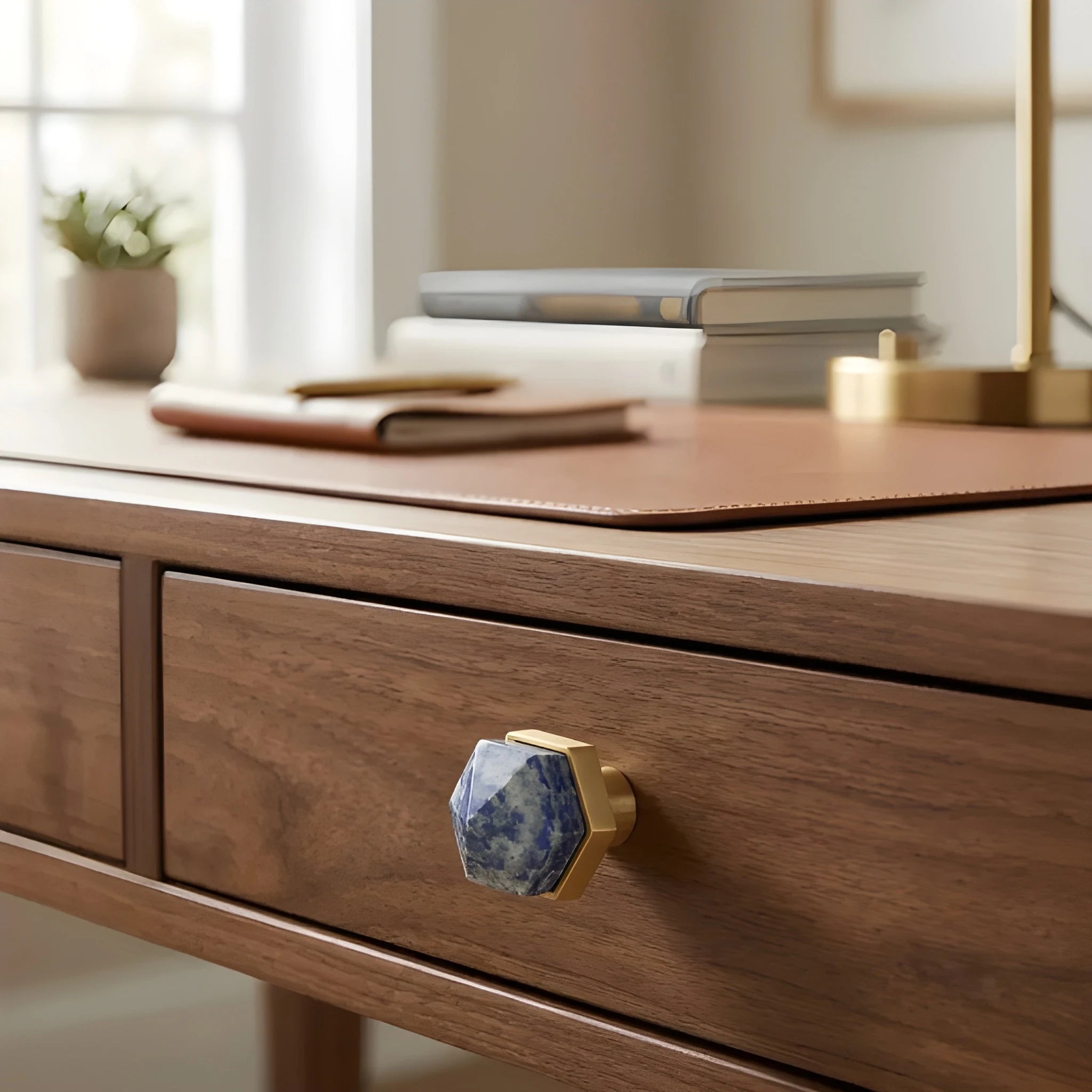 Cosmic Crystal Knob