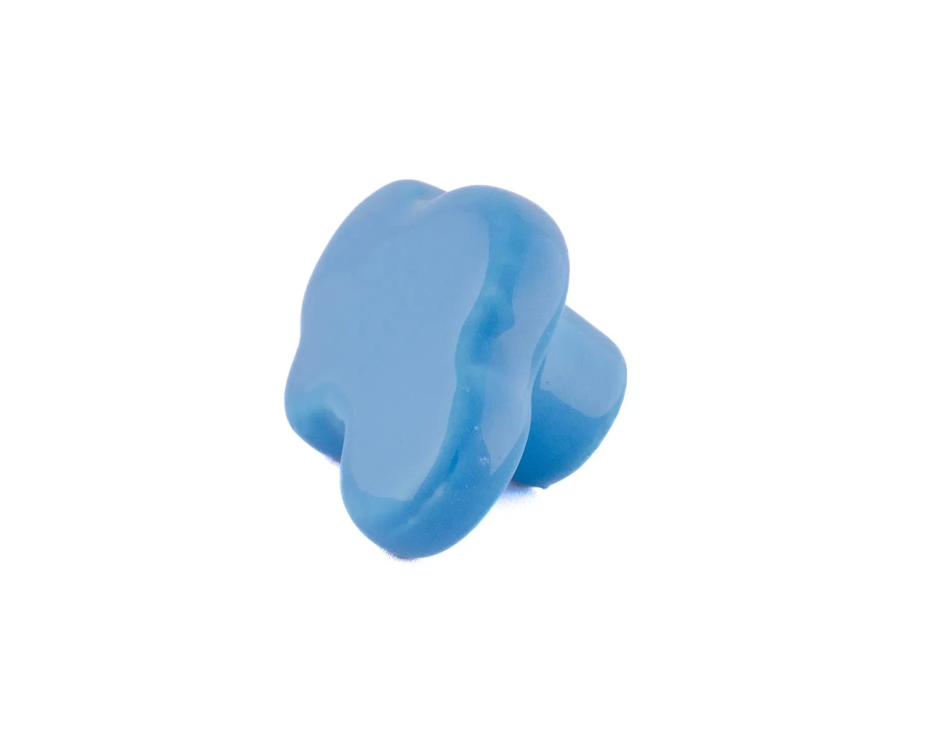 The Mantara CR-0003 Cloud Knob is a modern ceramic knob in blue with a polished finish, ideal for drawers, cabinets, and wardrobes.