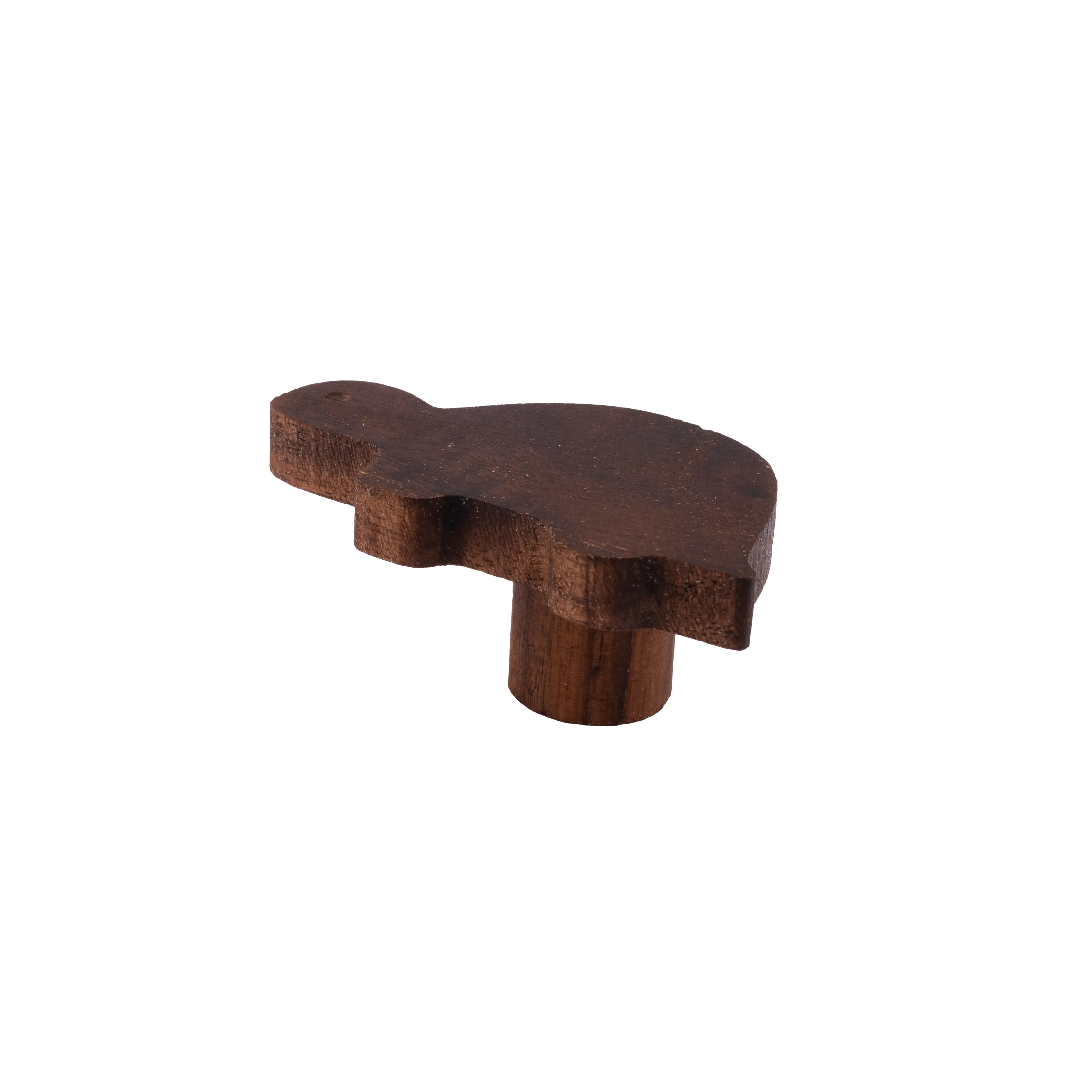 Mantara Turtle Knob W-0024 is a modern walnut wooden knob/hook, ideal for kids’ rooms, drawers, and wardrobes.