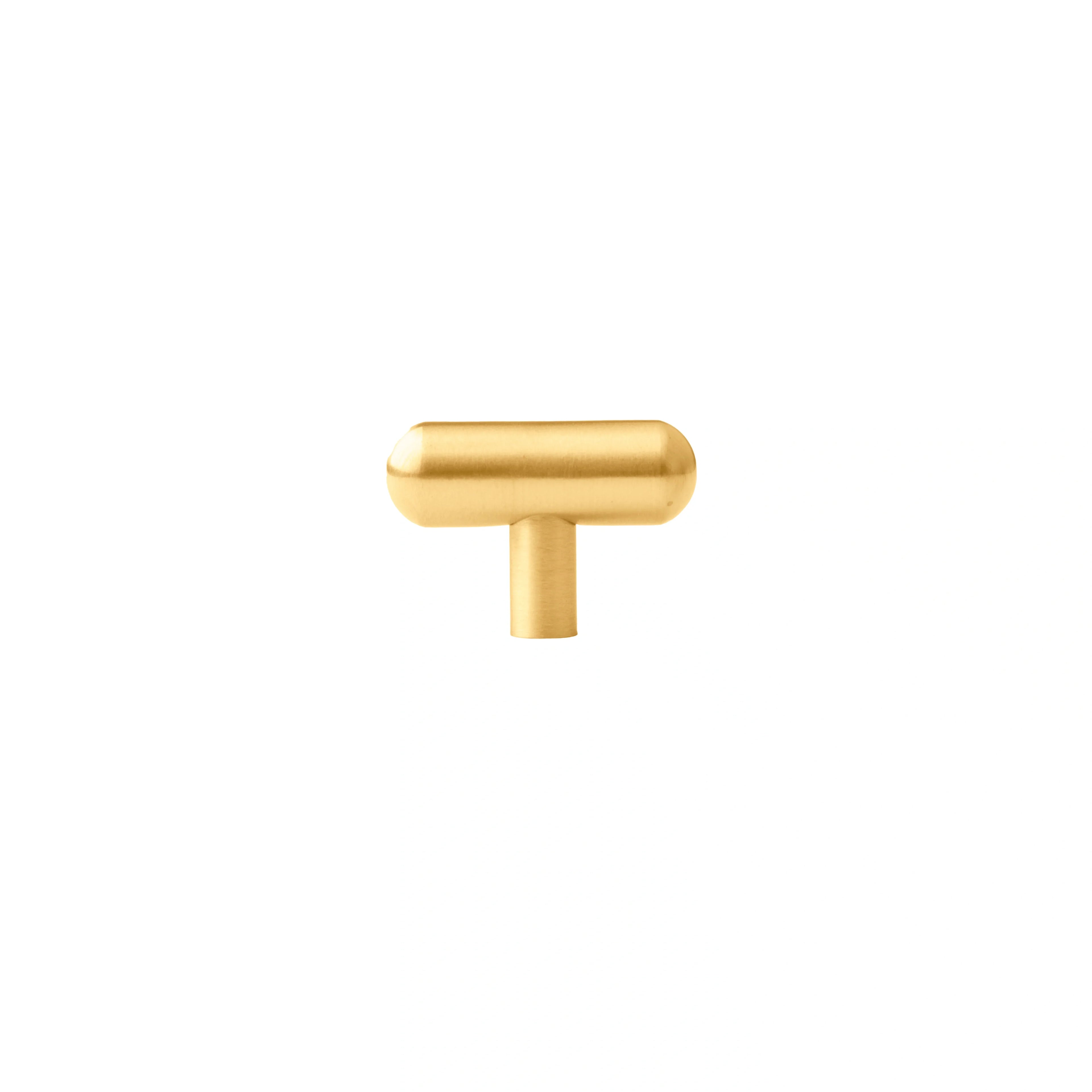 Mantara Pantheon Handle B-0053 is a modern matte brass handle in gold, ideal for kitchens, wardrobes, and cabinets.