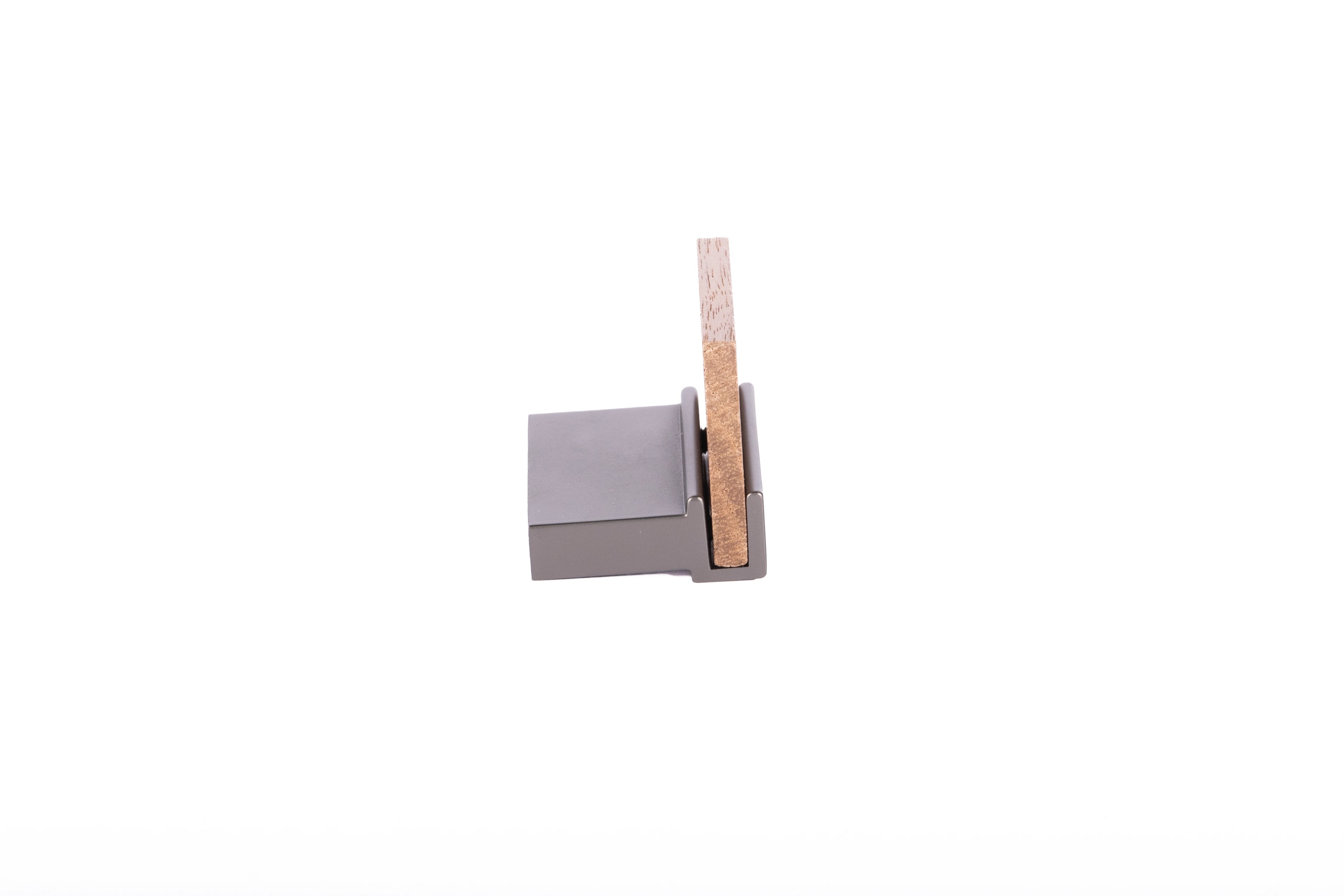 Mantara Amity Knob W-0018 is a modern zinc alloy and walnut knob in brushed grey, ideal for kitchen and dresser drawers.