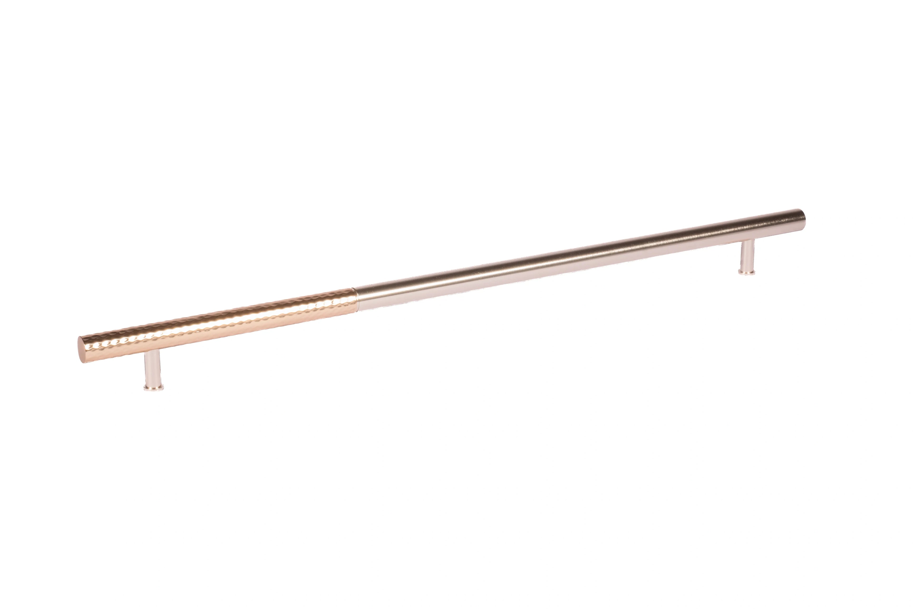 Mantara Soleil Handle Z-0021 is a modern zinc alloy handle in brushed rose gold finish, ideal for kitchen drawers, dresser drawers.