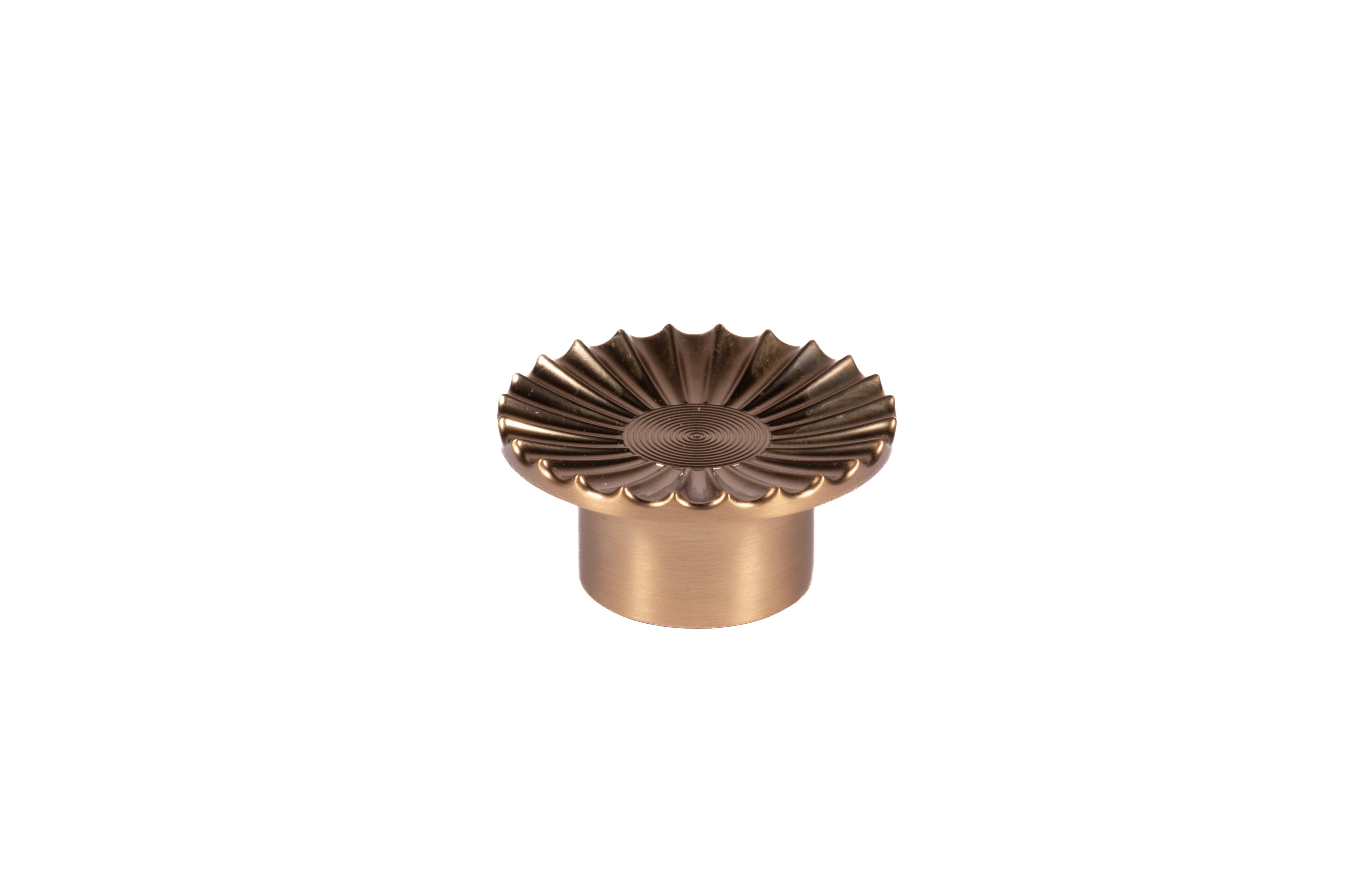 Mantara Orana Knob Z-0039 is a modern zinc knob in brushed gold finish, ideal for kitchen and dresser drawers.