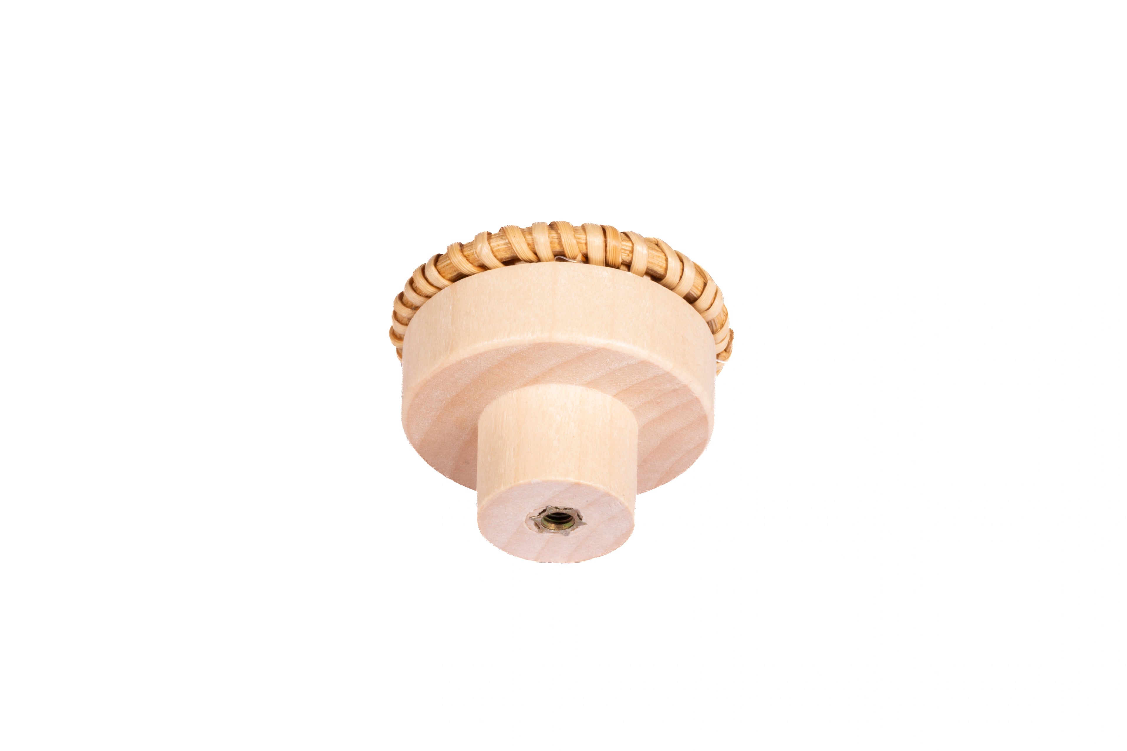 Mantara Wickerly Knob W-0043 is a modern beech wood knob, ideal for kitchen drawers, dresser drawers.