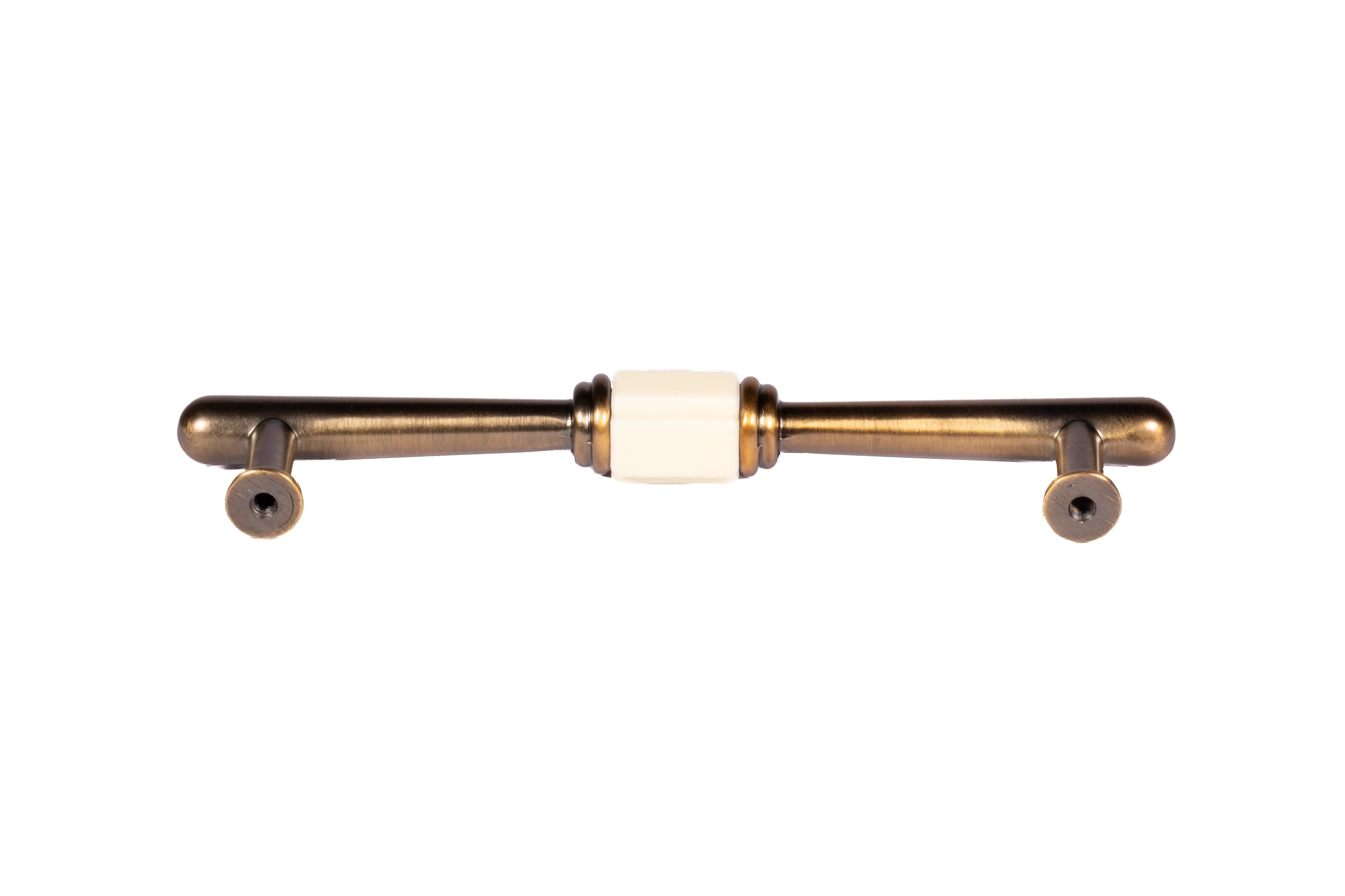 Mantara Clara Handle Z-0036 is a modern zinc alloy handle in antique gold finish, ideal for kitchen and dresser drawers.