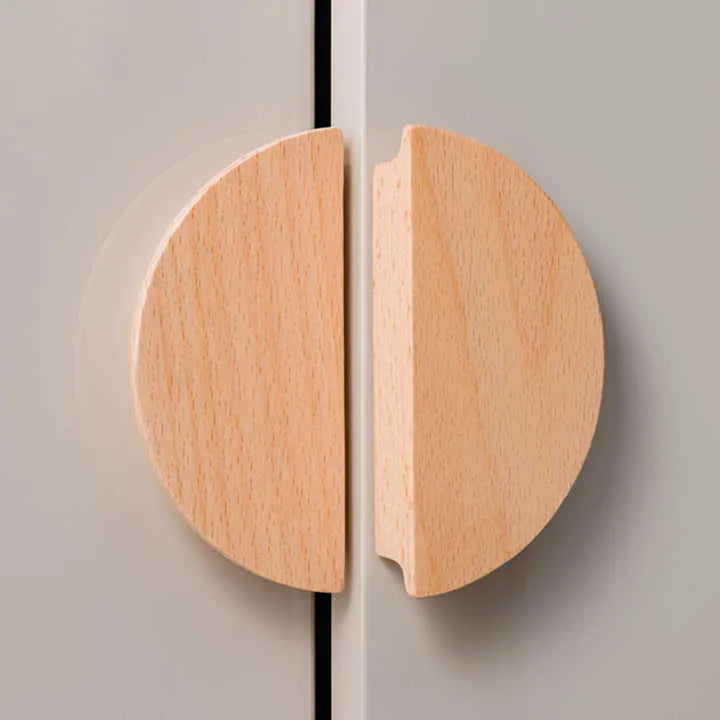 Mantara Samara Handle W-0051 is a modern beech wood handle, ideal for kitchen drawers, dresser drawers