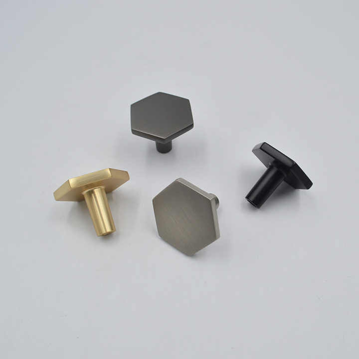 Zaraya Knob