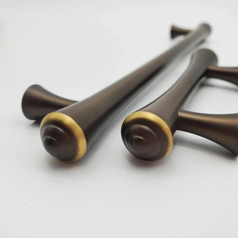 Raphael Handle