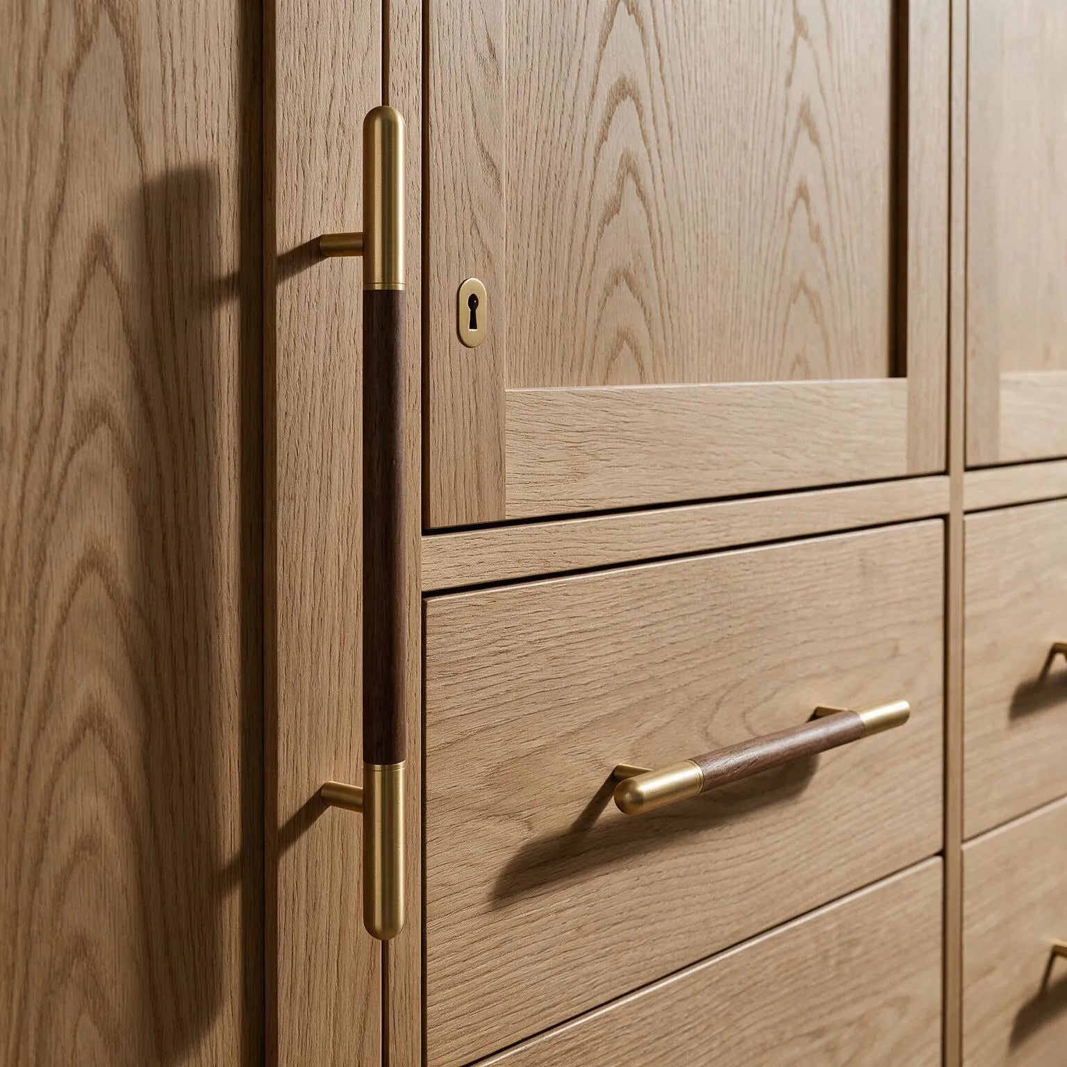 Mahogany Handle