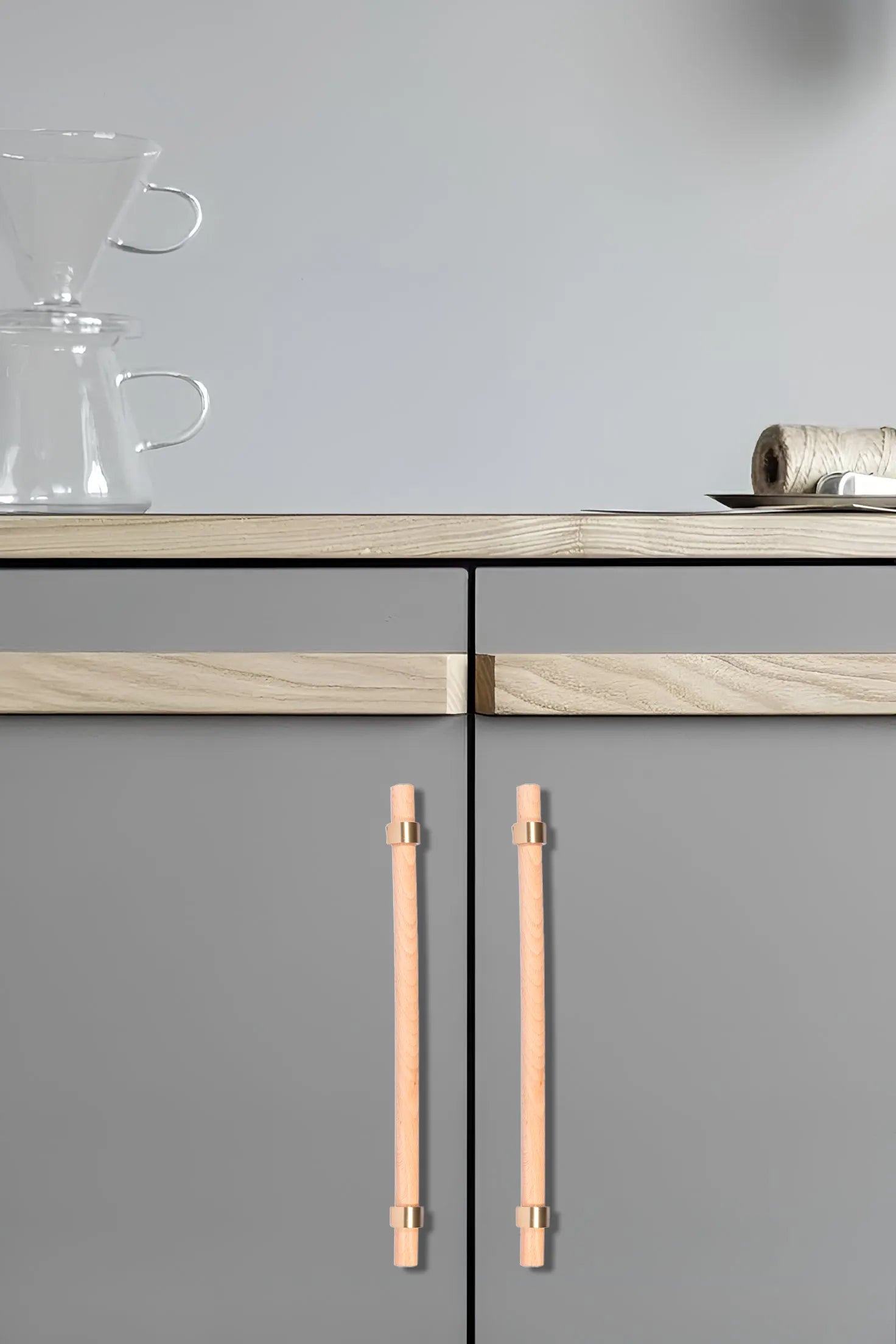 Mantara Aranya Handle W-0053 polished beech wood handle for kitchen and dresser drawers, modern design, pack of 1.
