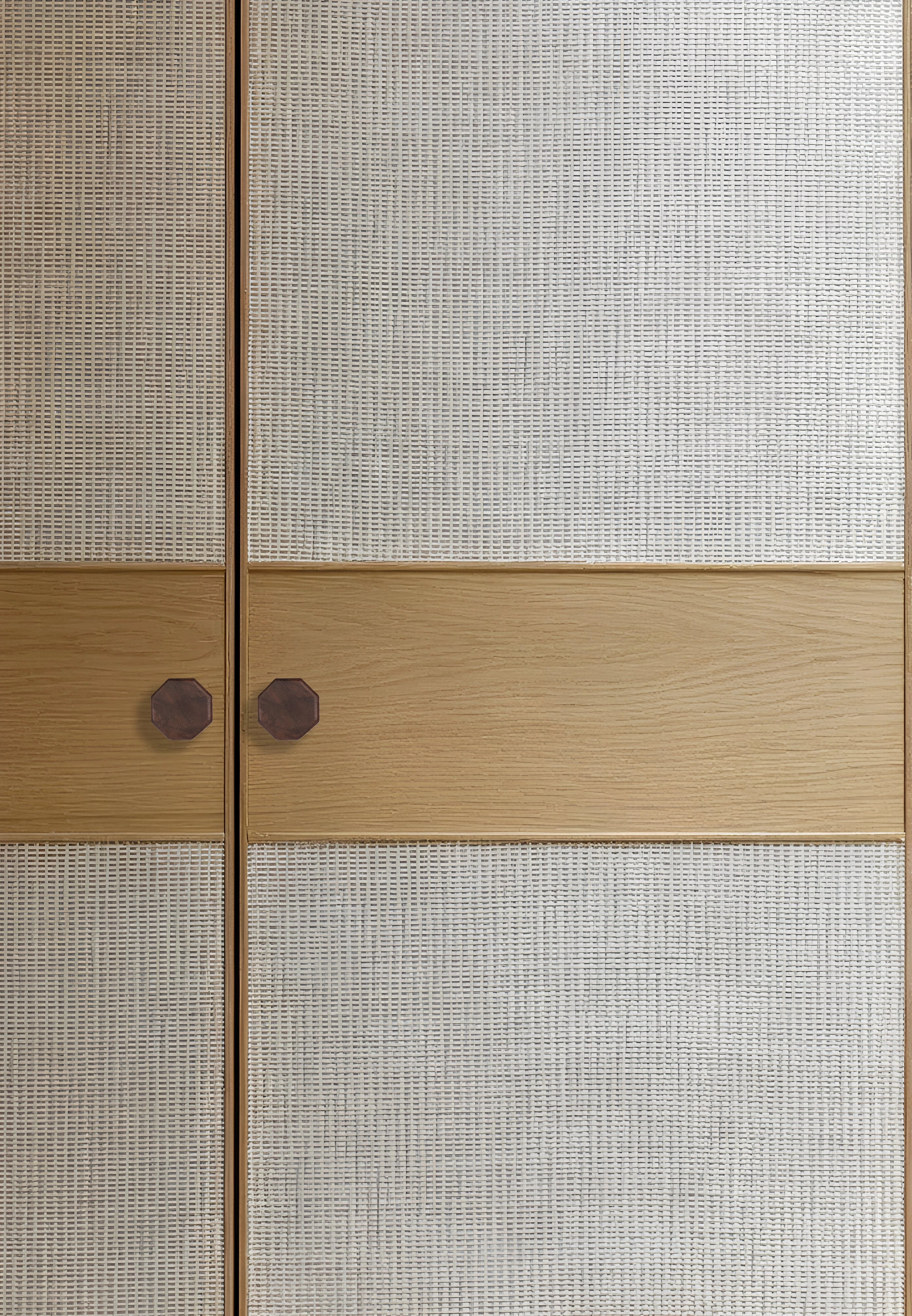 Mantara Thorne Knob W-0056 is a modern walnut wood knob with brushed finish, ideal for kitchen and dresser drawers.