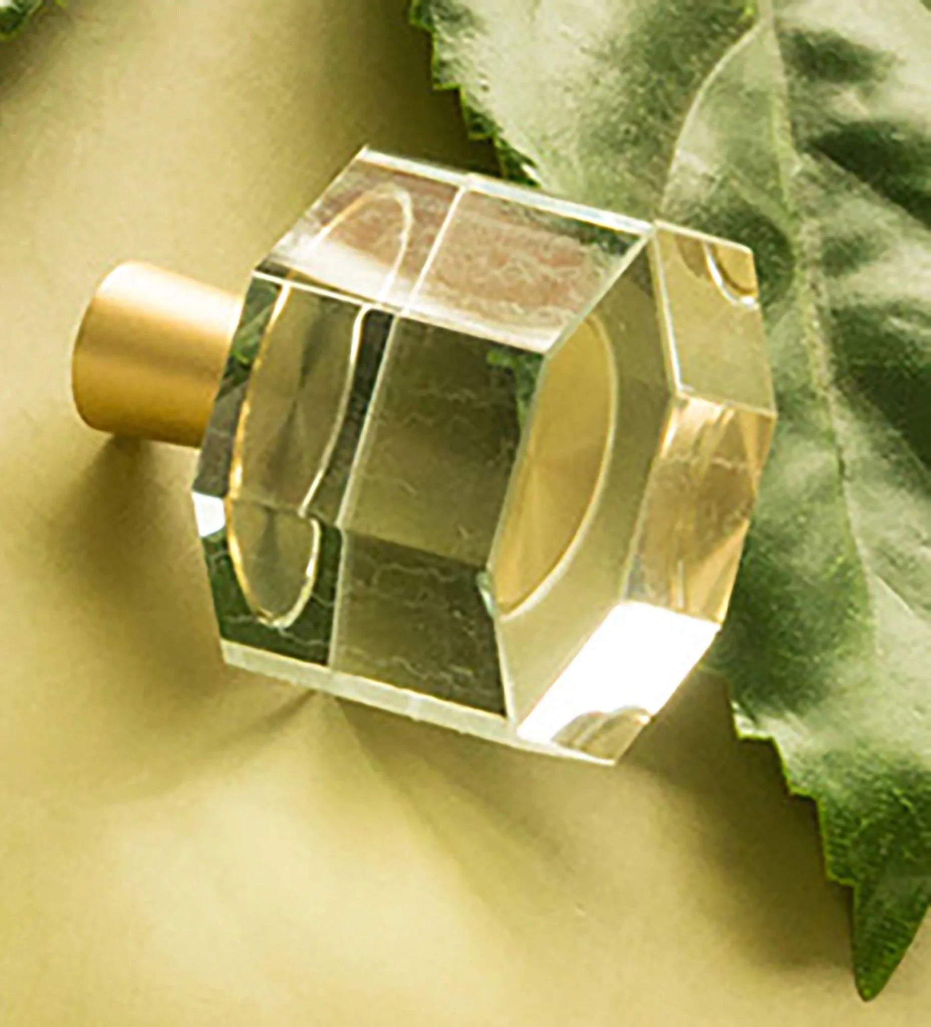 Solid brass and artificial crystal knob in white and gold finish, Allure Crystal Knob model by Mantara A-0001.