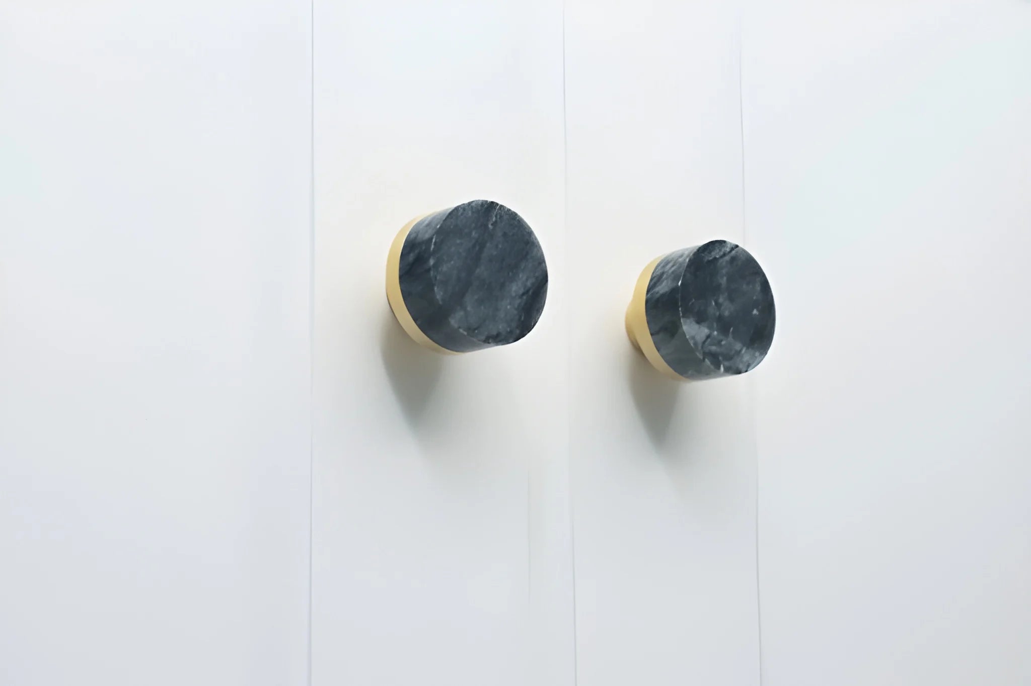 Bianco Knob