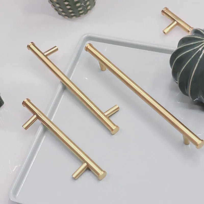 B-0058 Eleanora solid brass T-bar cabinet pull handle, gold finish, sizes 180mm, 260mm & 270mm, for kitchen drawers & wardrobes by Mantara.
