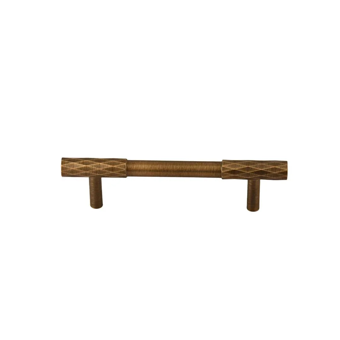The Mantara B-0130 Ferra Handle is a modern brass handle in bronze finish, perfect for kitchen drawers, cabinets, and furniture.