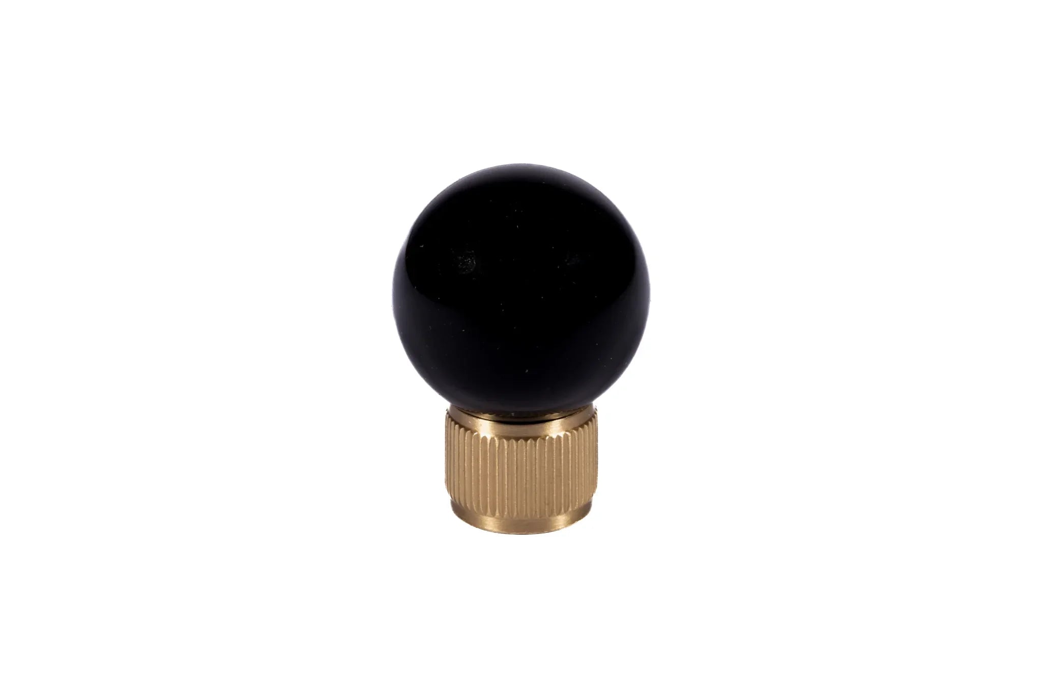 The Mantara C-0028 Geodelle Knob is a modern crystal knob in black, perfect for drawers, cabinets, and wardrobes.