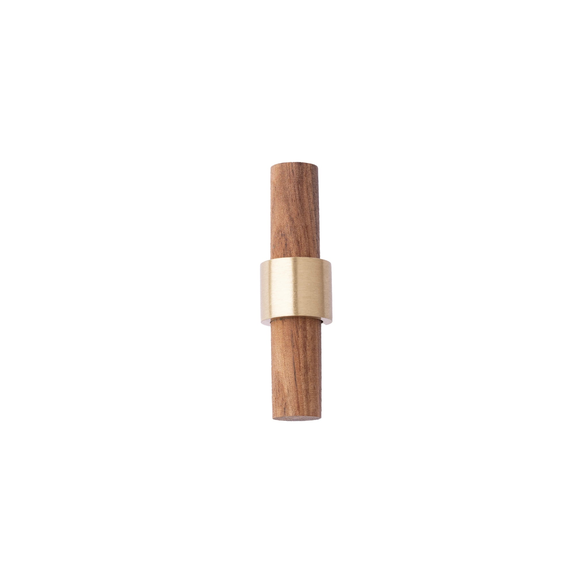Holt Handle W-0010 in walnut & brushed brass, sizes 60–370mm, suits furniture, drawers & wardrobes—by Mantara.