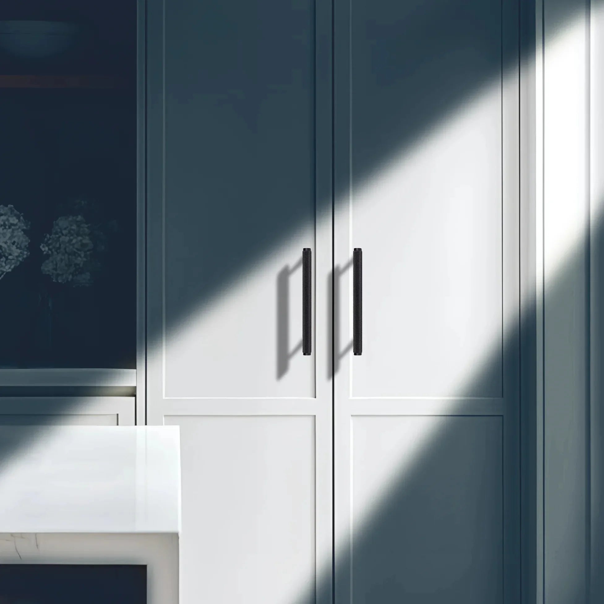 The Mantara AL-0013 Inez Handle is a modern black aluminum handle with a brushed finish, perfect for kitchens, drawers, and cabinets.
