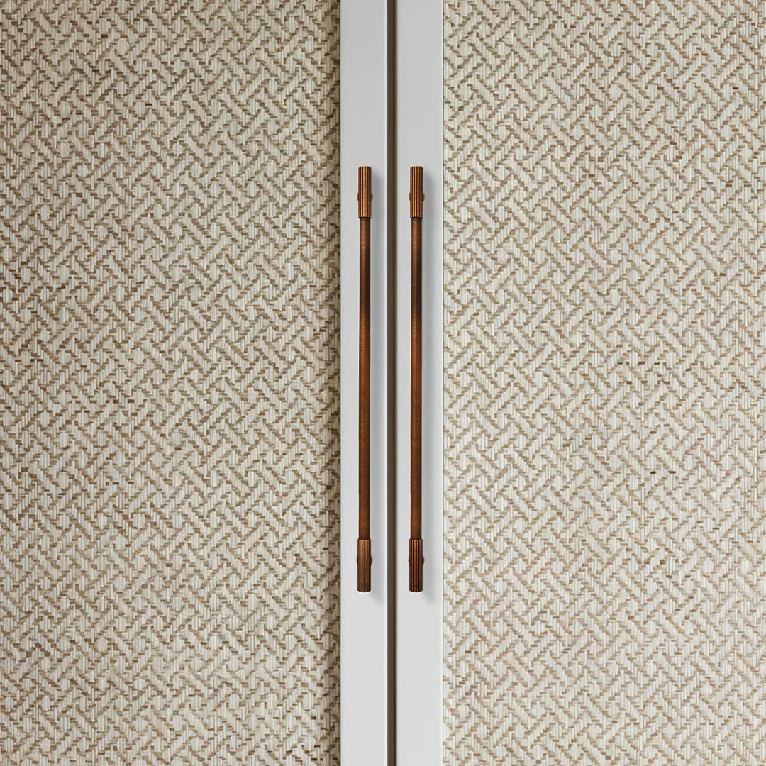 The Mantara B-0051 Oro Knob is a modern brass knob in polished gold and bronze, perfect for doors, drawers, and cabinets.