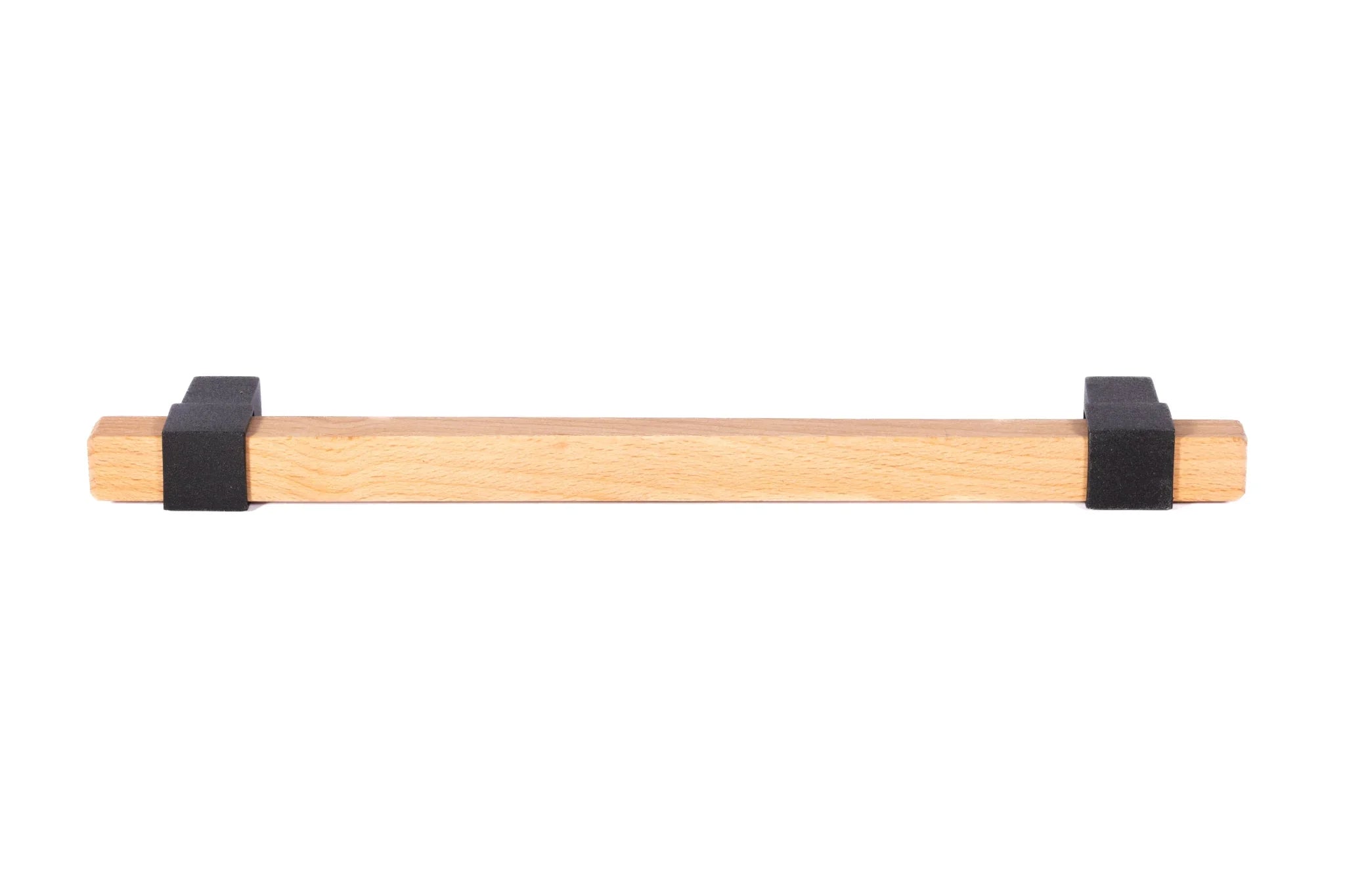 Mantara Lorien Handle W-0028 is a modern zinc and beech wood handle in black ideal for kitchen and dresser drawers.