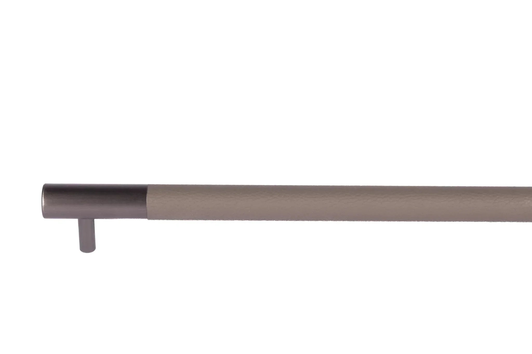 The Mantara L-0010 Lyra Handle is a modern aluminium + leather handle in grey, ideal for kitchens, cabinets, and wardrobes.