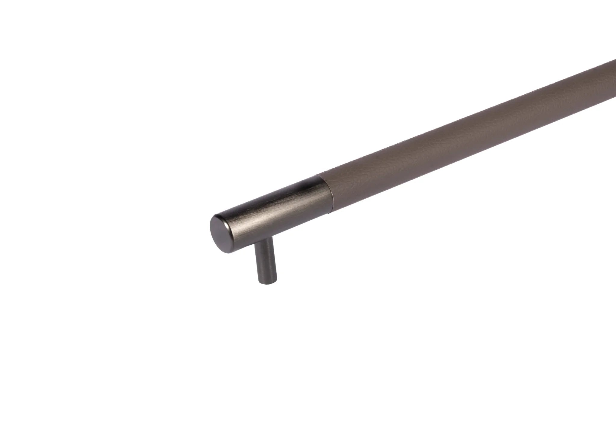 The Mantara L-0010 Lyra Handle is a modern aluminium + leather handle in grey, ideal for kitchens, cabinets, and wardrobes.