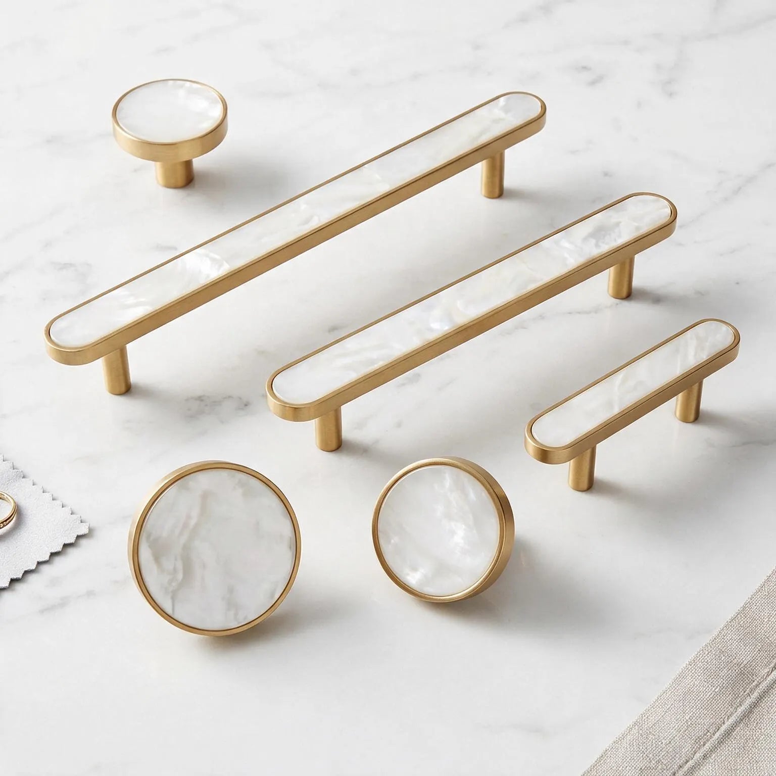 Regal Pearl Knob and handle