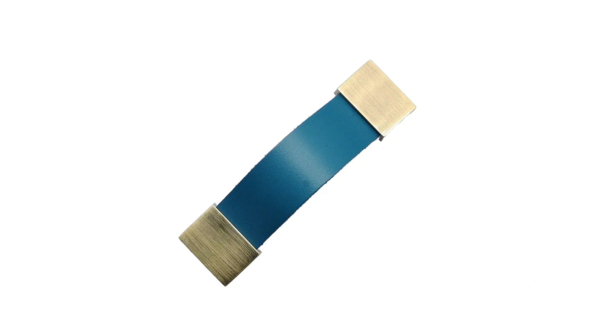 The Mantara L-0015 is a modern crystal handle in blue, ideal for kitchen drawers and dressers.