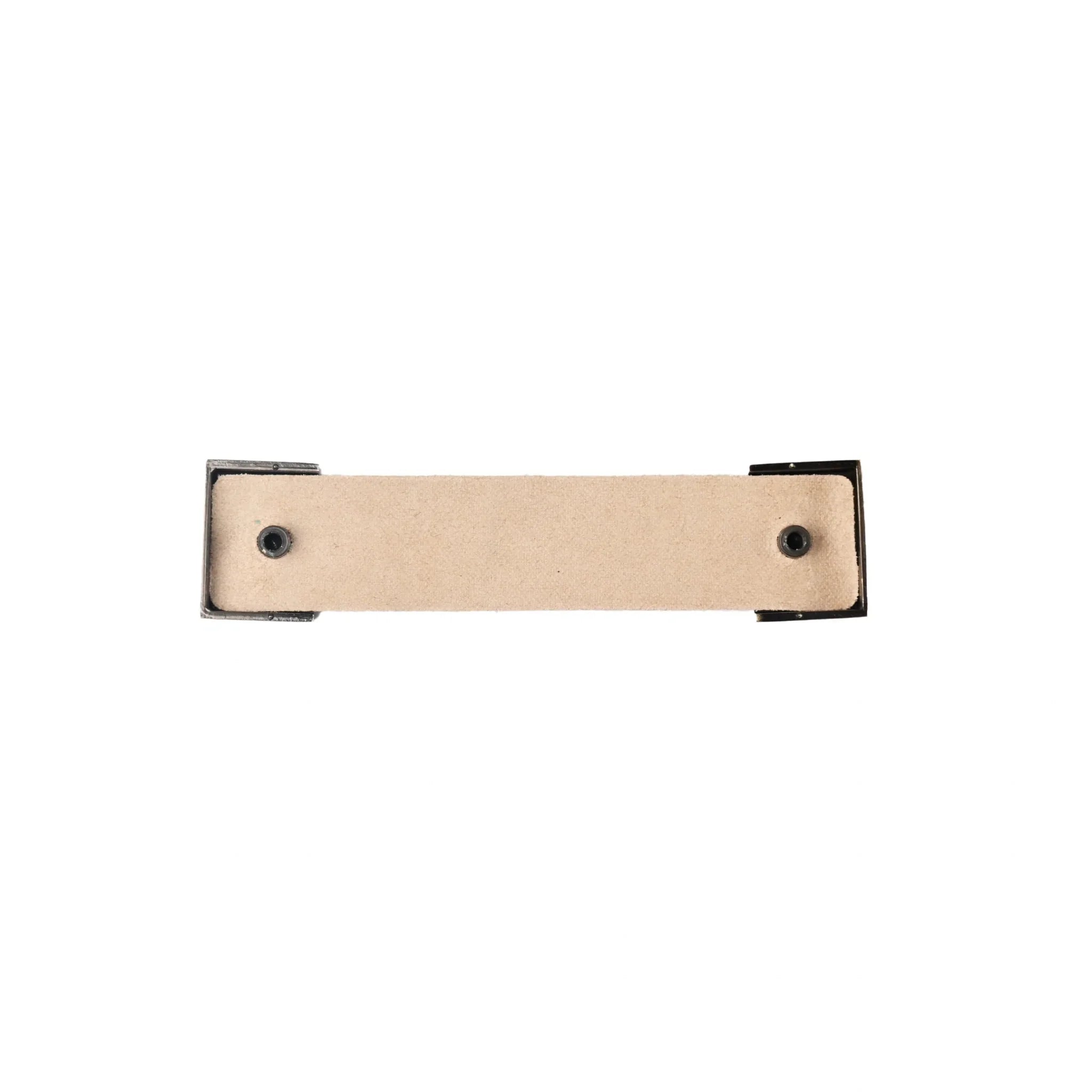The Mantara L-0015 is a modern crystal handle in beige, ideal for kitchen drawers and dressers.