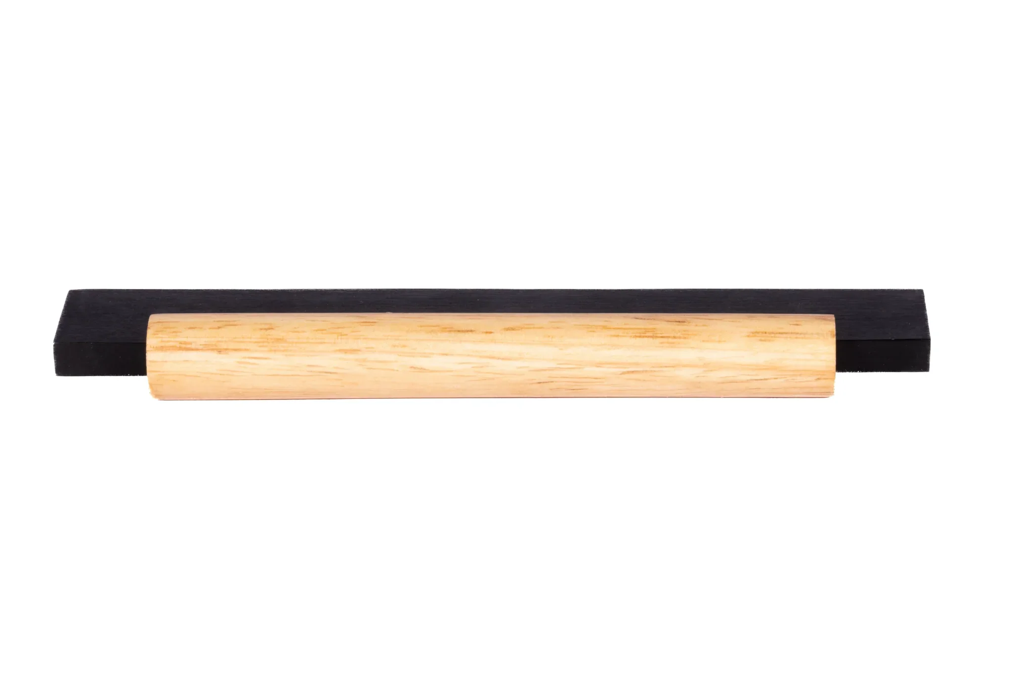 Mantara Oakley Handle W-0033 is a modern zinc alloy and beech wood handle in black, ideal for kitchen and dresser drawers.