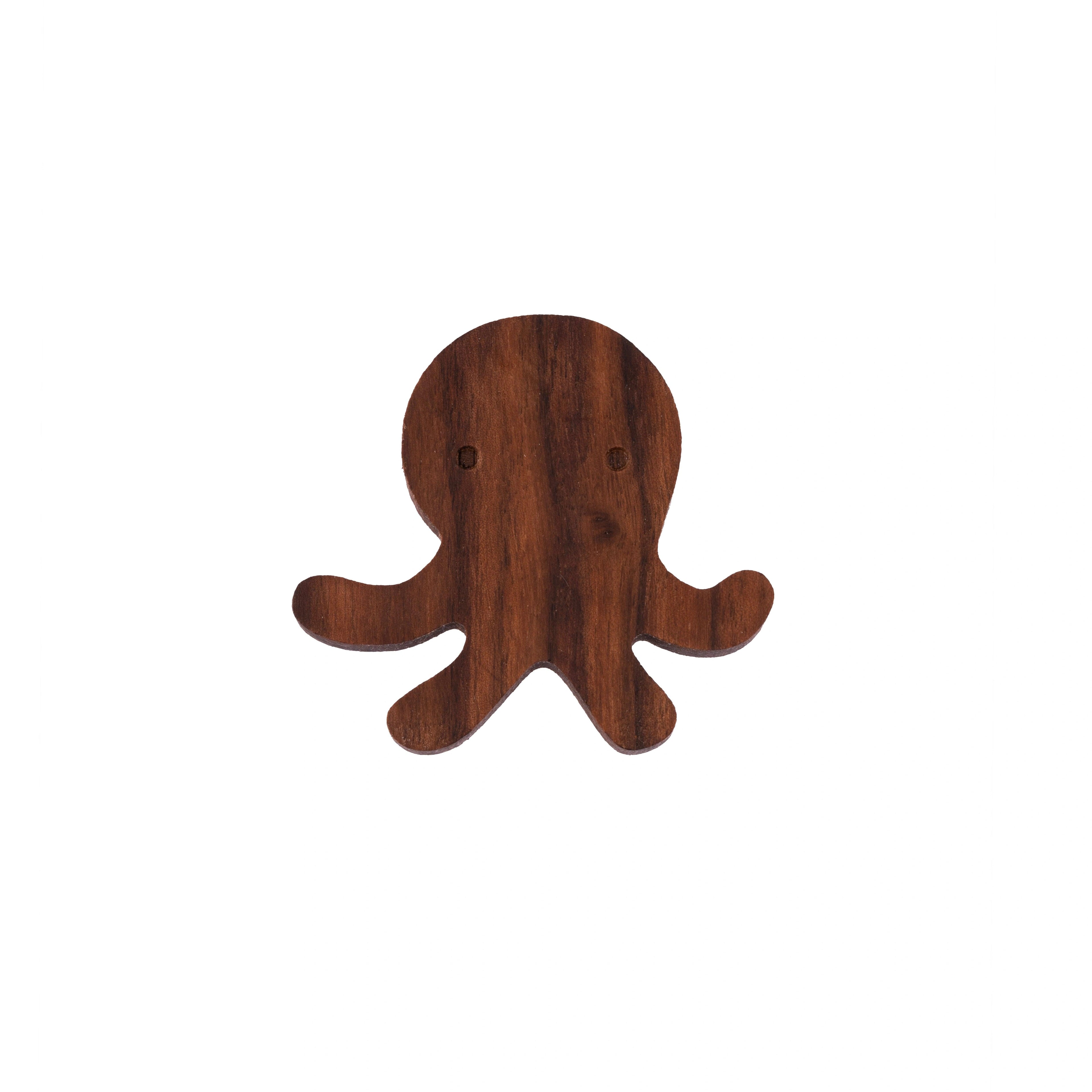 Mantara Octopus Knob W-0024 is a modern walnut a wooden knob/hook, ideal for kids’ rooms, doors, and cabinets.