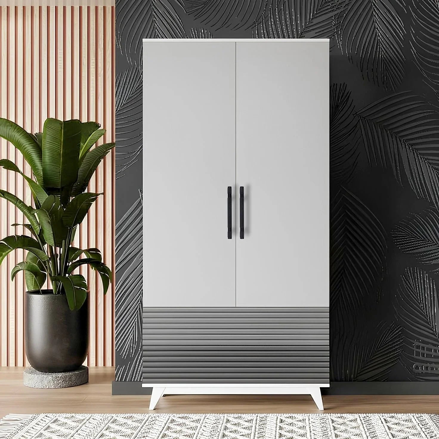 The Mantara AL-0017 Pisa Handle is a modern aluminum handle in black with a brushed finish, ideal for kitchens, cabinets, and drawers.