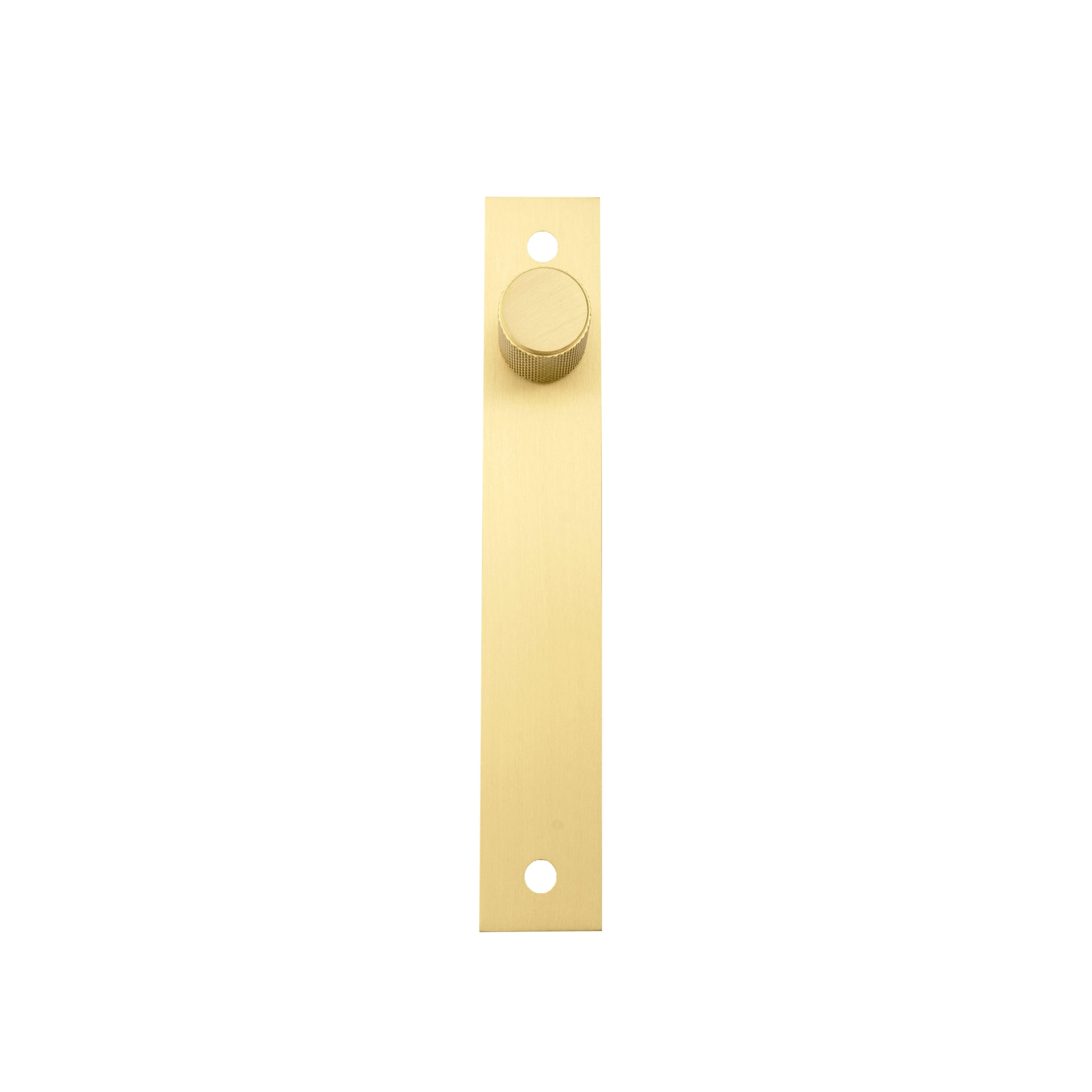 Mantara Pisa Handle B-0102 is a modern brass handle in brushed black & gold, ideal for wardrobes, cabinets, and bedrooms.