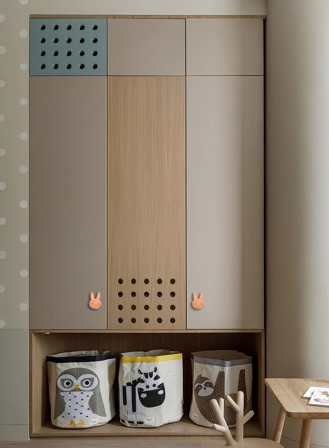 Mantara Rabbit Knob W-0024 is a modern beige wooden knob/hook, ideal for kids’ rooms, drawers, and cabinets.