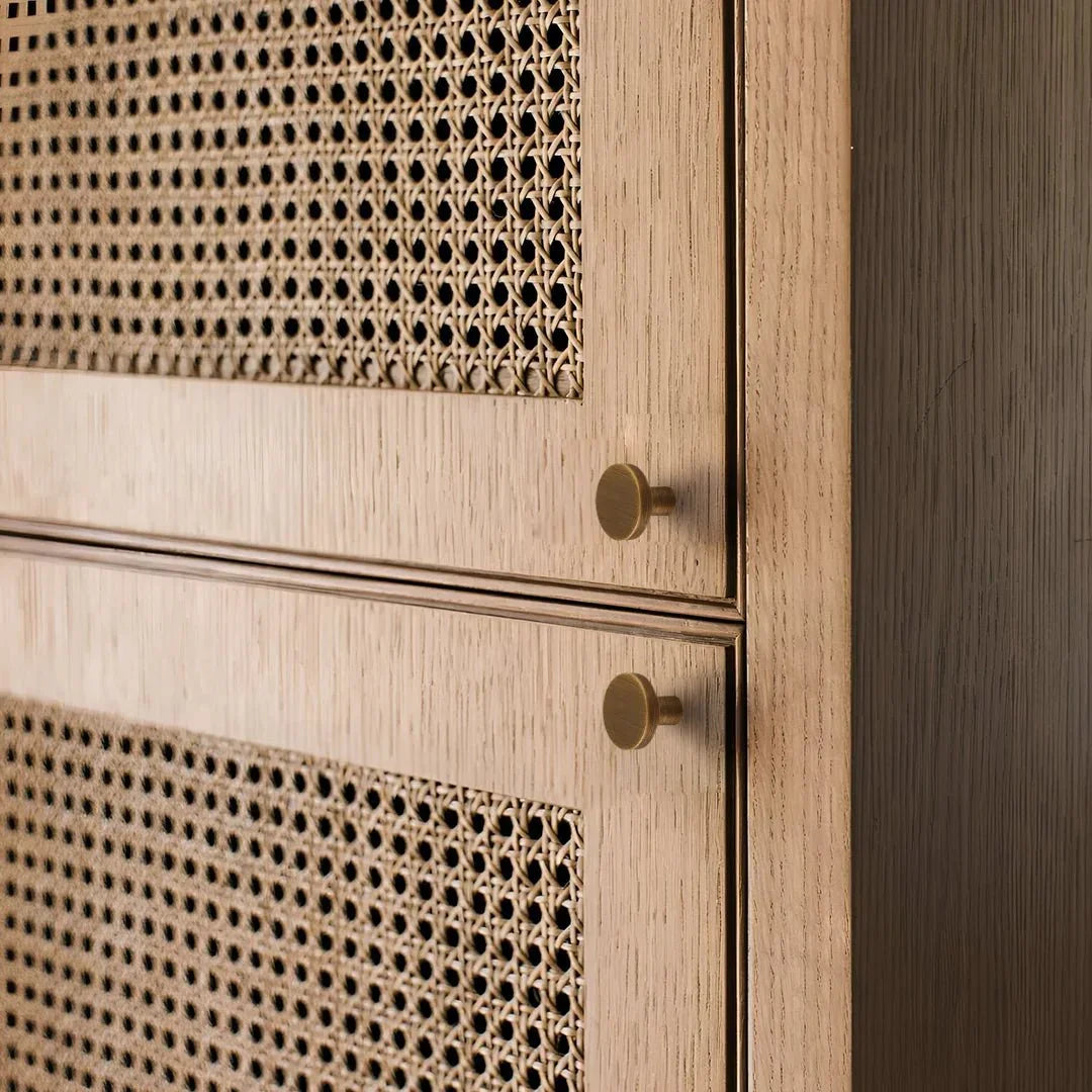 The Mantara B-0004 Regal Gold Knob is a modern solid brass knob in bronze, ideal for cabinets and wardrobes.