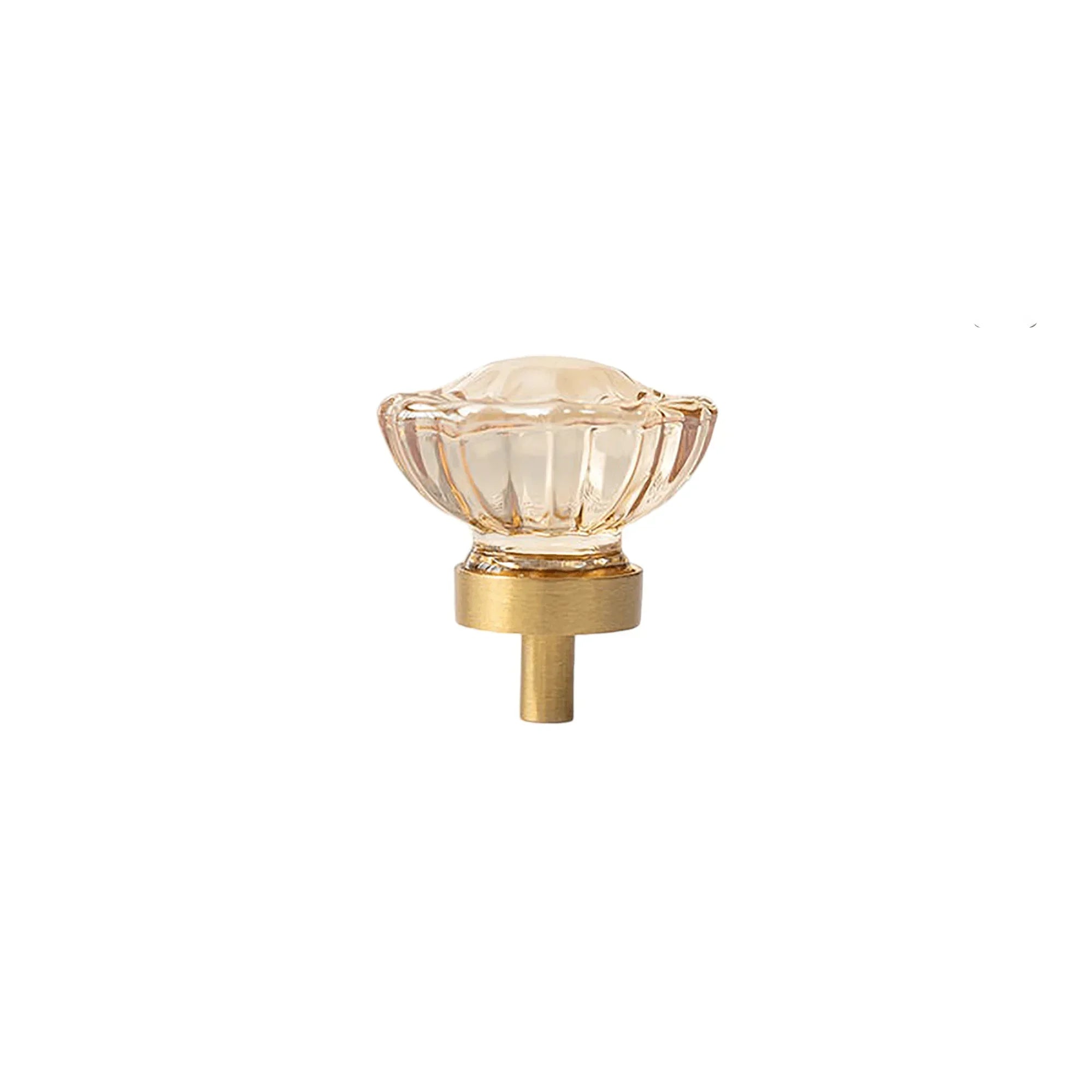 The Mantara C-0018 Ripple Knob is a modern crystal and brass knob in champagne finishes, ideal for kitchens and cabinets.