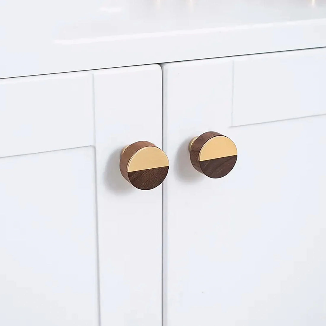 Mantara Robyn Knob W-0020 is a modern wood and brass knob in brown brushed finish, ideal for kitchen drawers and dresser drawers.