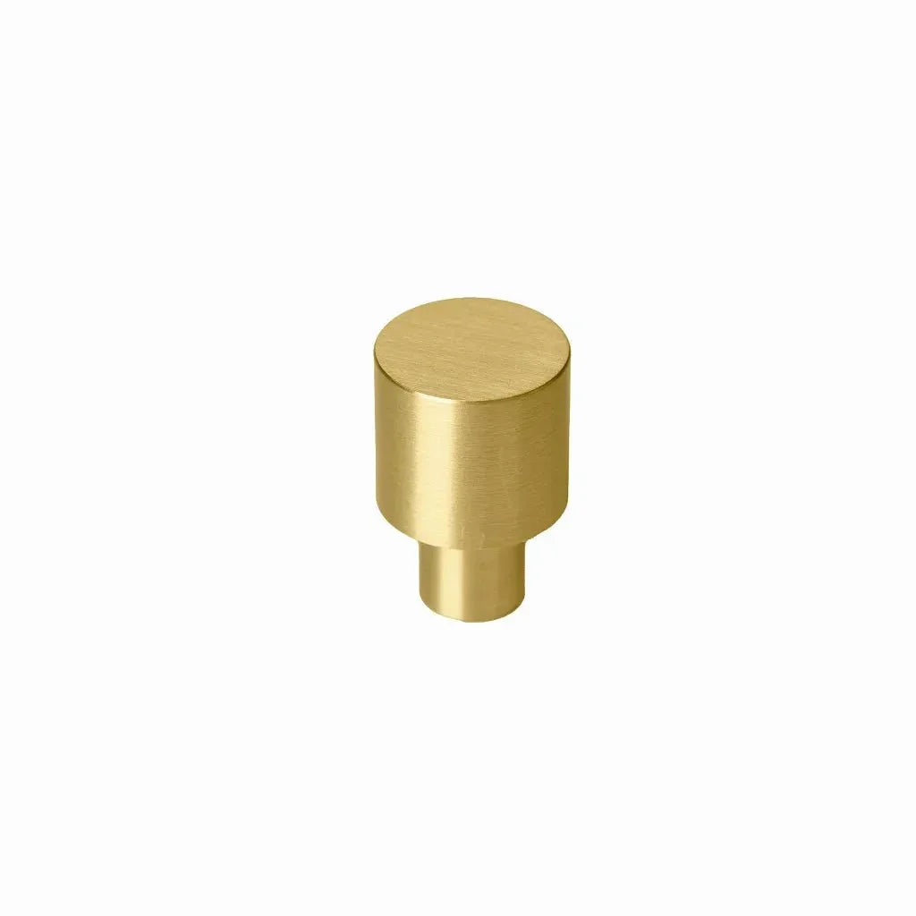 The Mantara B-0003 Salden Knob is a modern brass knob in gold with a brushed finish, ideal for wardrobes, drawers, and cabinets.