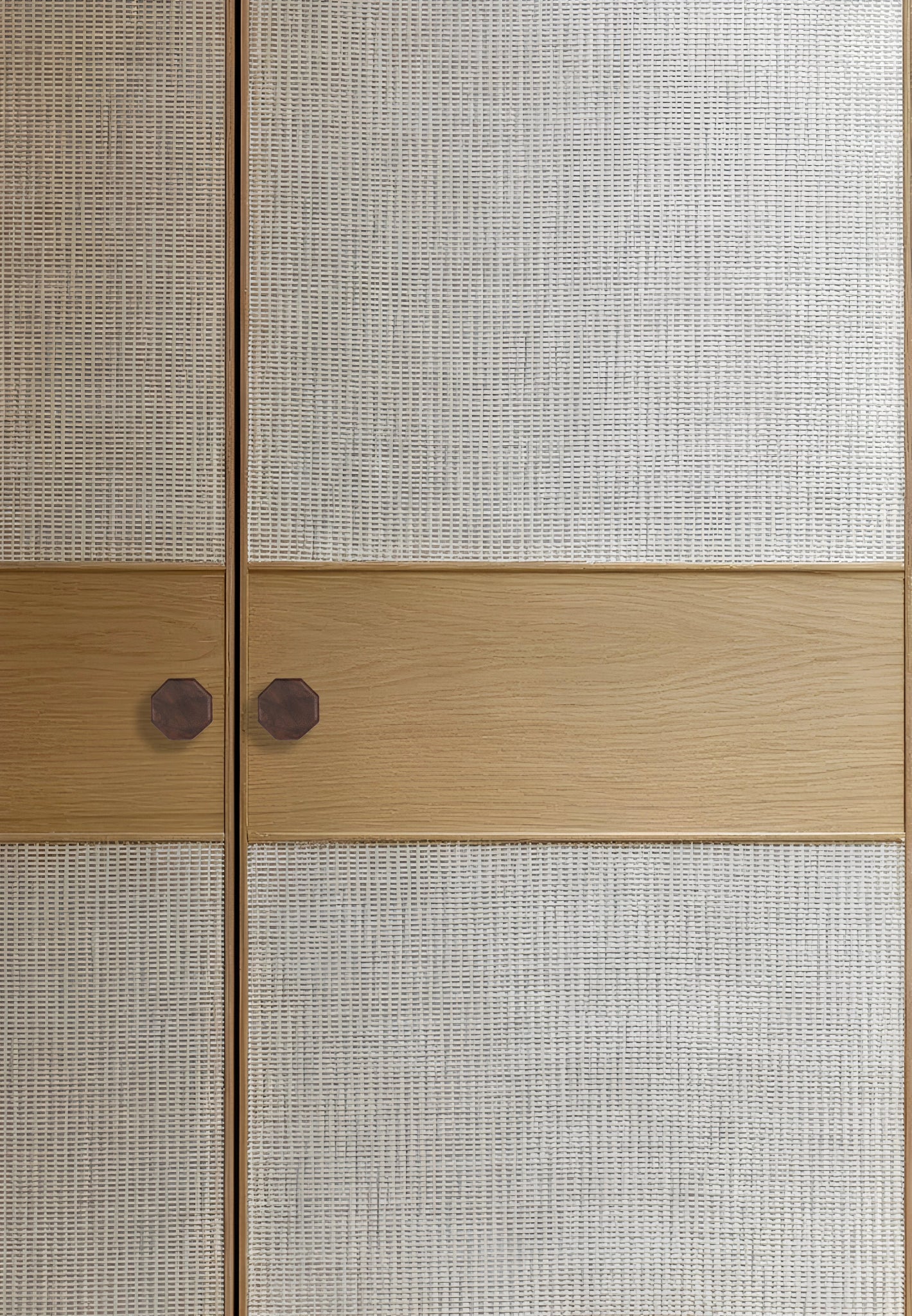 Mantara Thorne Knob W-0056 is a modern walnut wood knob with brushed finish, ideal for kitchen and dresser drawers.