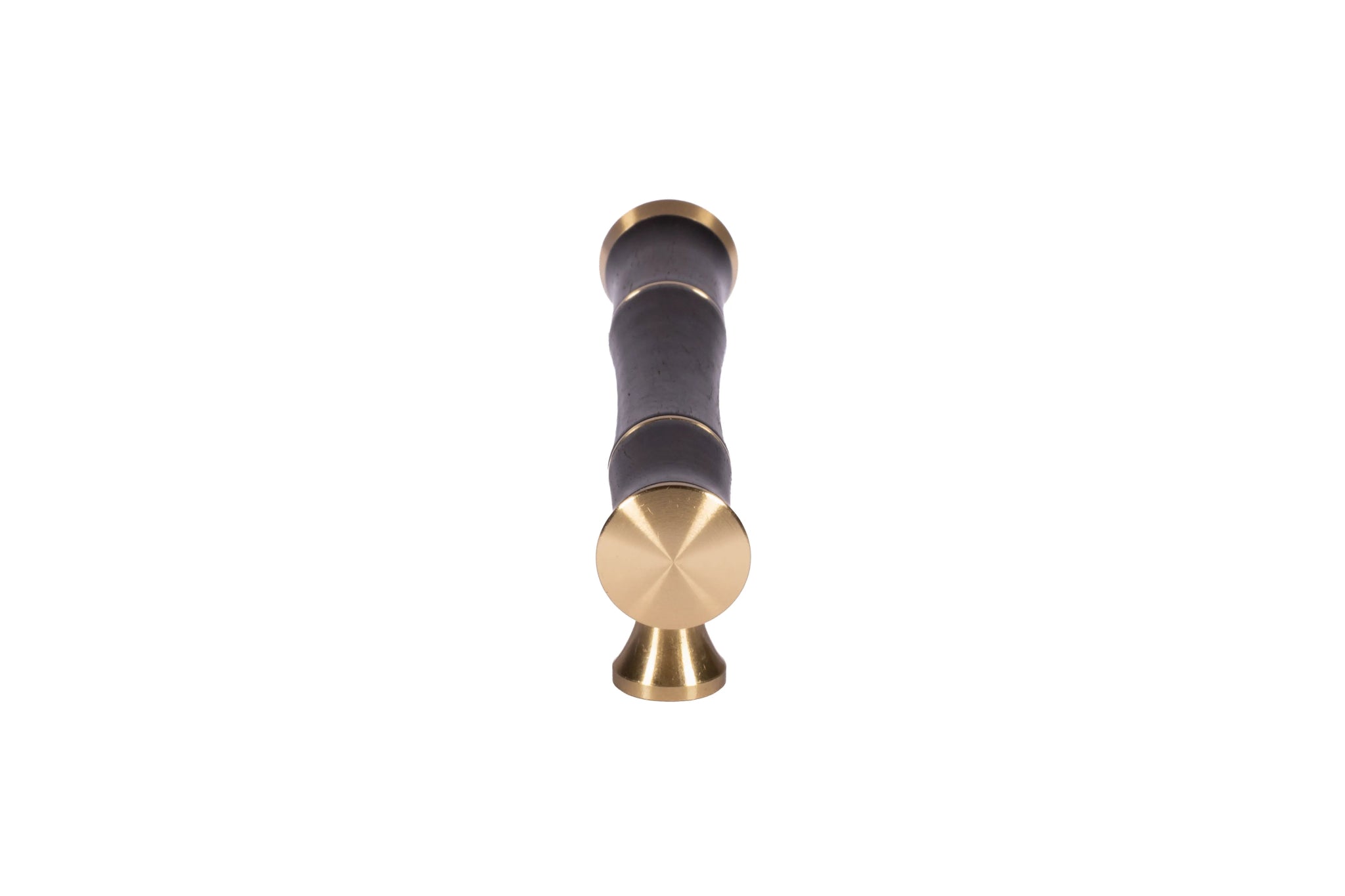 Mantara Titus Handle W-0019 is a modern brass and wood handle in black brushed finish, ideal for kitchen drawers and dresser drawers.