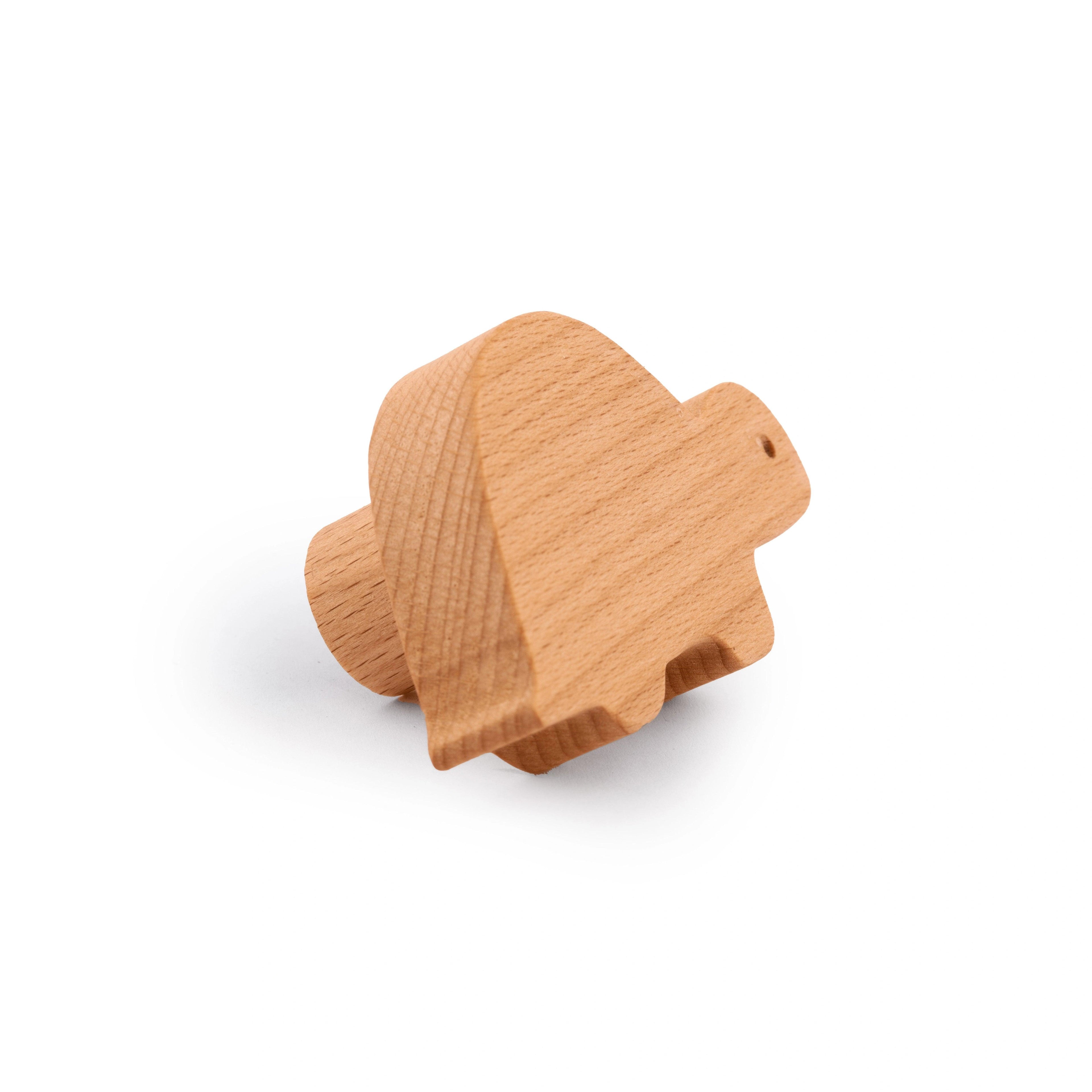 Mantara Turtle Knob W-0024 is a modern beige wooden knob/hook, ideal for kidsā rooms, drawers, and wardrobes.