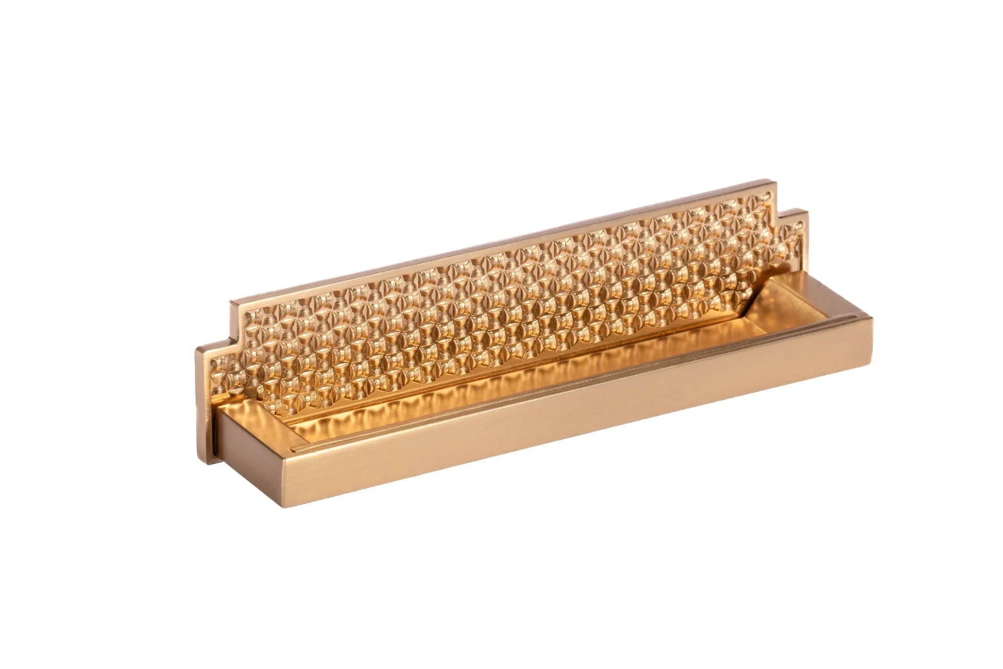Mantara Veena Handle Z-0018 is a modern zinc alloy handle in brushed gold finish, ideal for kitchen drawers, dresser drawers.
