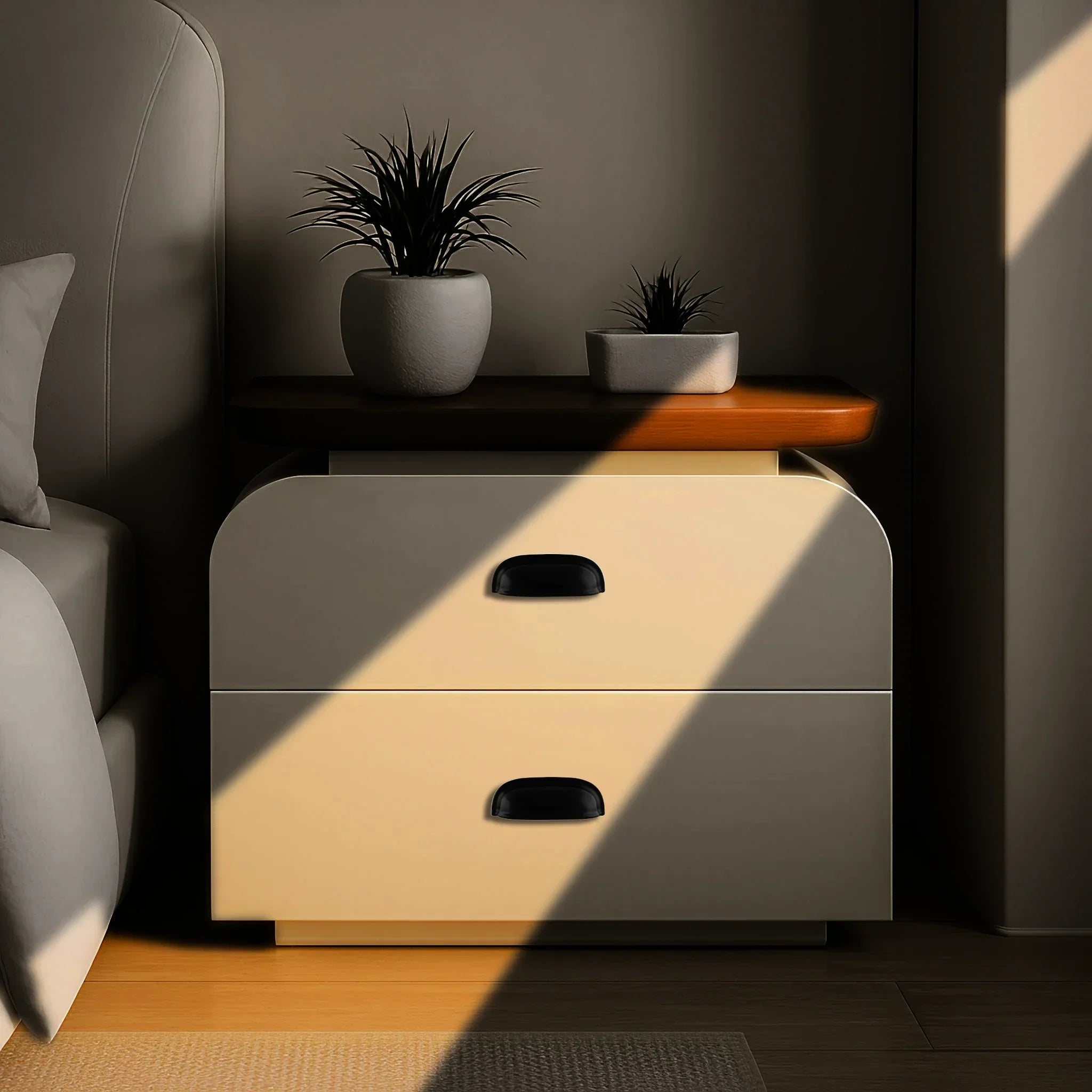 Mantara Portico Pull Knob Z-0004 is a modern zinc knob in matte black ideal for drawers and cupboards.