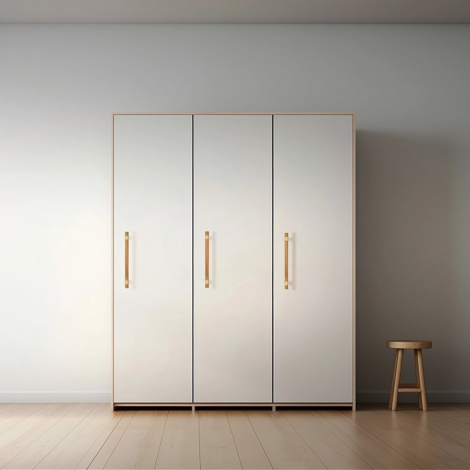 Mantara Lorien Handle W-0028 is a modern zinc and beech wood handle in Gold ideal for kitchen and dresser drawers.